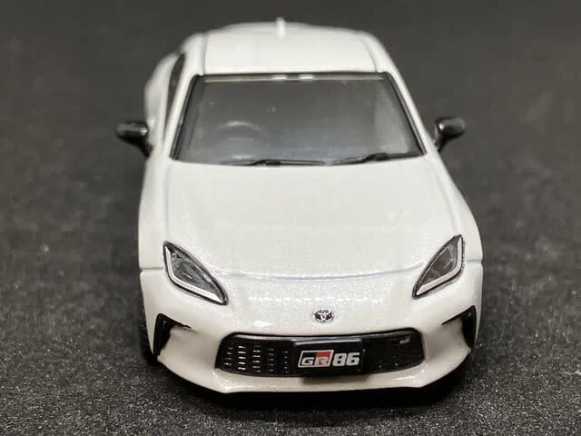 ホビージャパン HJ641048AW 1/64 トヨタ GR86 RZ クリスタルホワイト