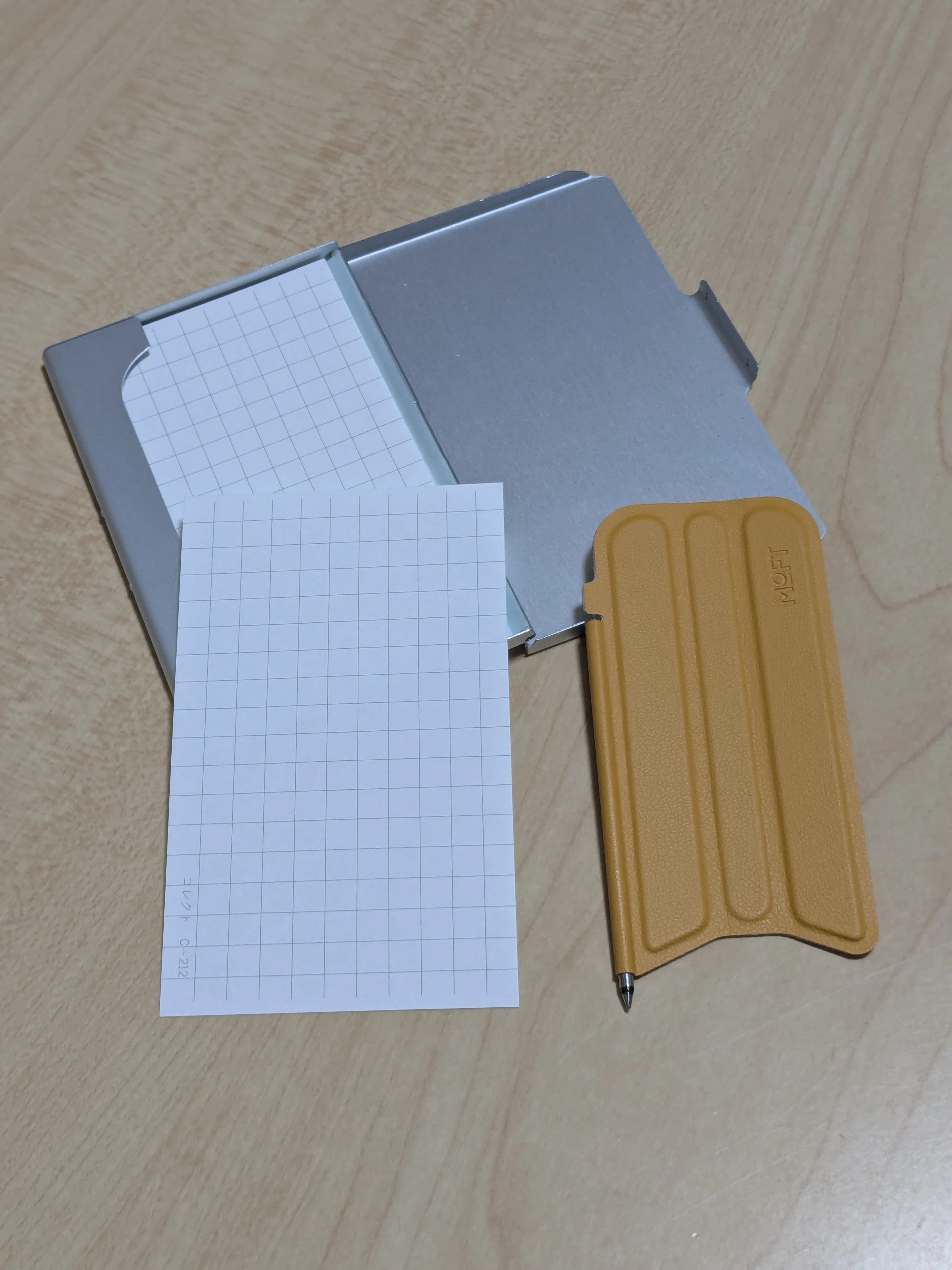 厚さ5mmの思考ツール。最小構成の手書きメモを考える【手書きシリーズ