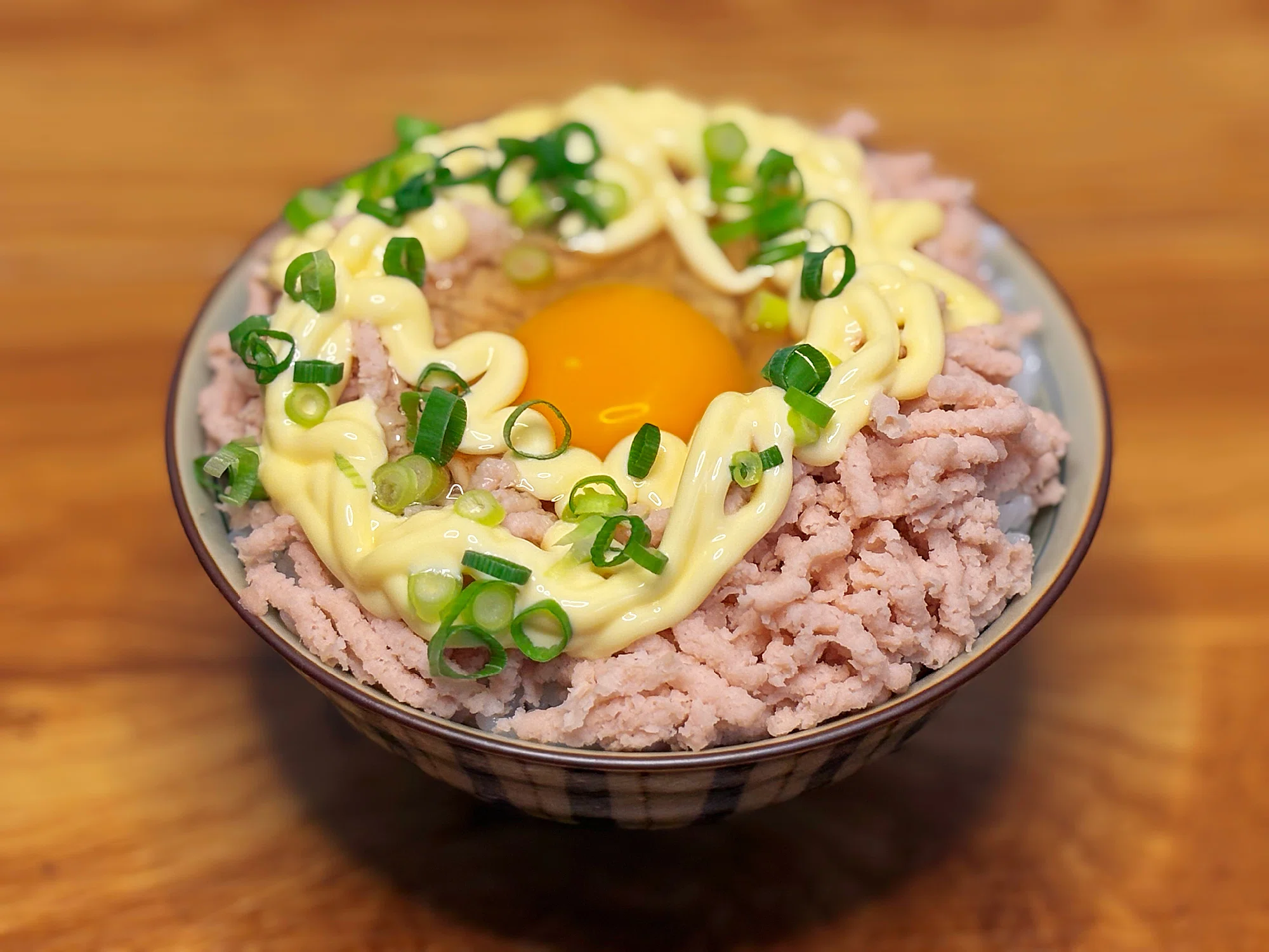 真実の卵かけご飯:016】潰した魚肉ソーセージ｜めしコイズミ