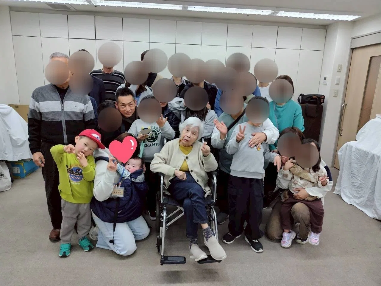 家族と子育て】妻のばあちゃんの誕生日会に30人集まった話｜葛飾ハヤト