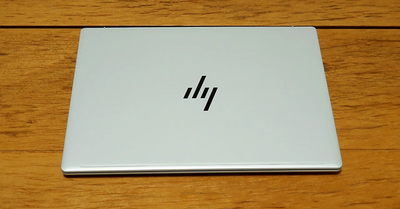 レビュー】HP OmniBook 7 Aero 13-bgを使ってみた！13.3インチノート 
