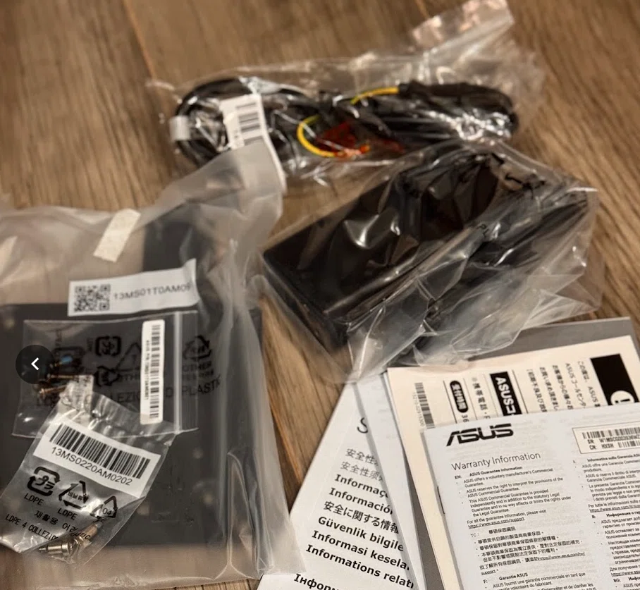 買ったよレビュー】ASUS PN42 ミニPC｜手のひらサイズなのに静かすぎて