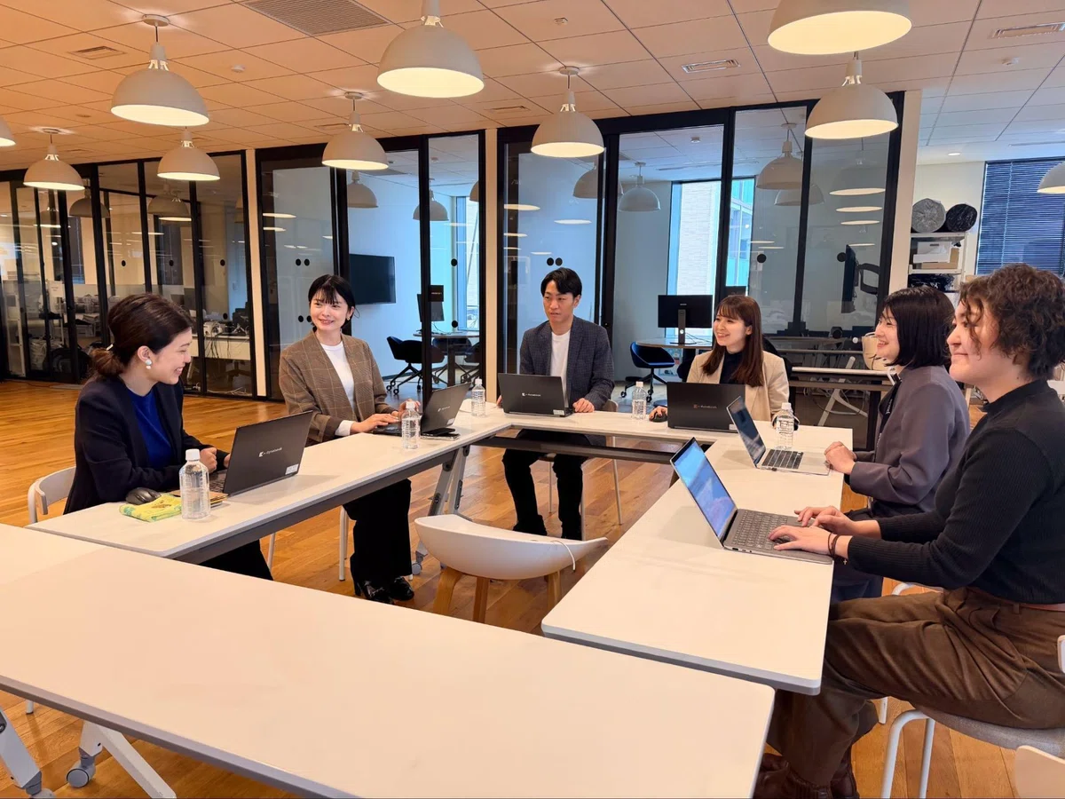 審査会の様子を写した写真