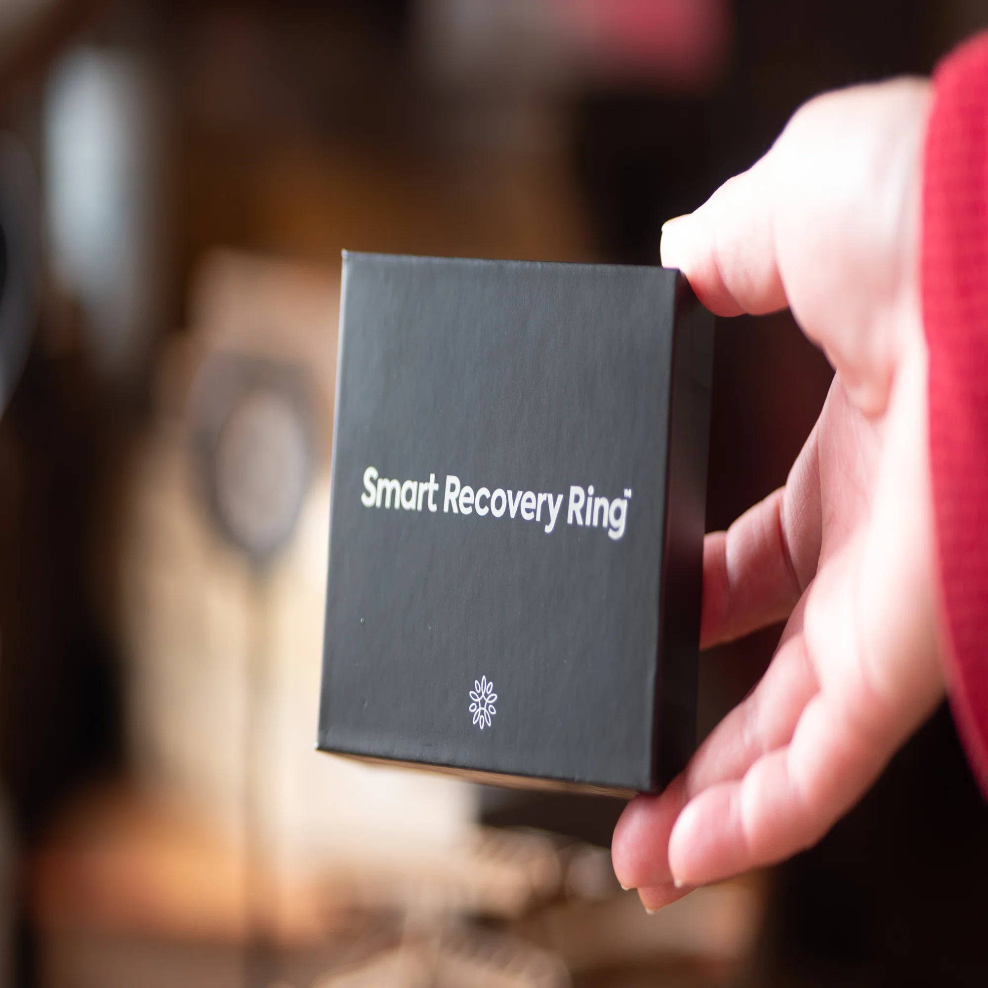つけるだけで回復を促す？ issinのSmart Recovery Ringを1ヶ月使って 