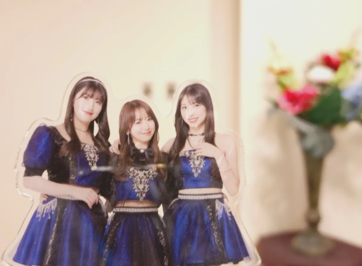 羽賀朱音さん、野中美希さん、牧野真莉愛さん