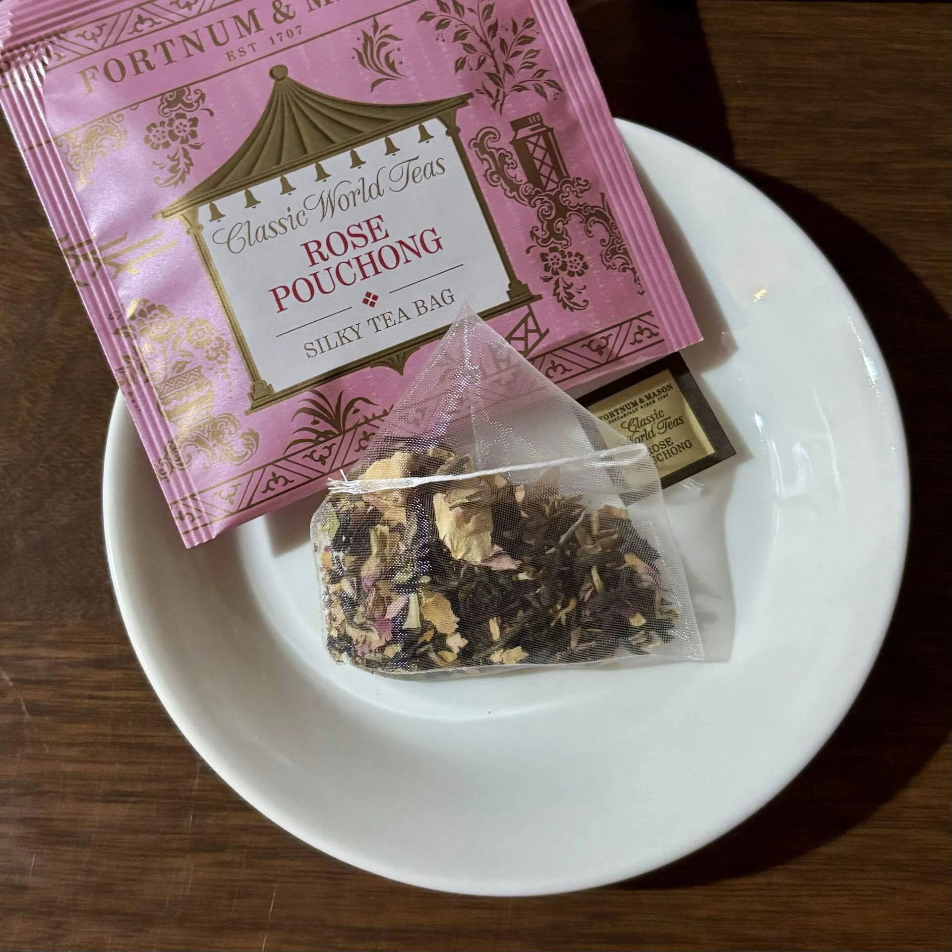 FORTNUM & MASON】 ROSE POUCHONG｜お茶ログ｜I LIKE MY STYLE.