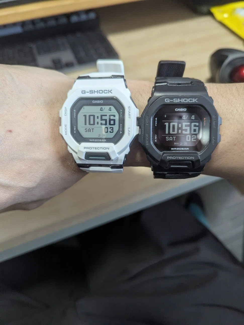 G-SHOCK時計２つ       どちらか売ることもできます 同じ時計を2本買うやつの話、聞いてくれますか？｜ダレトクブログ