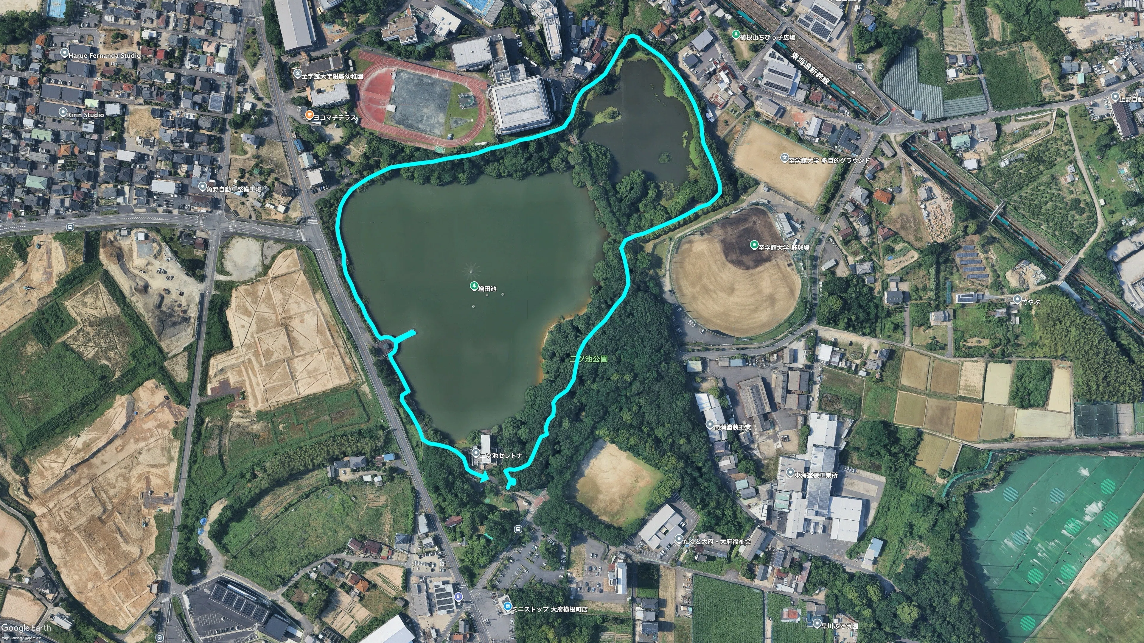 二ツ池公園】河津桜と滝と浮き桟橋 — 思っていた以上だった大府市の