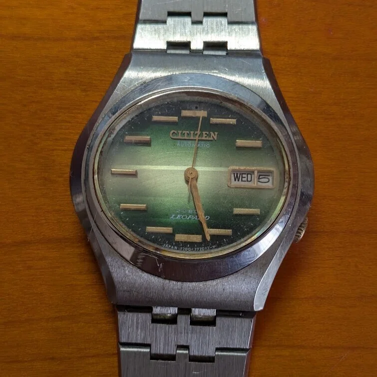 No.444 | Citizen | 4-770803TA | 風防を綺麗にハメるのが難しい時計