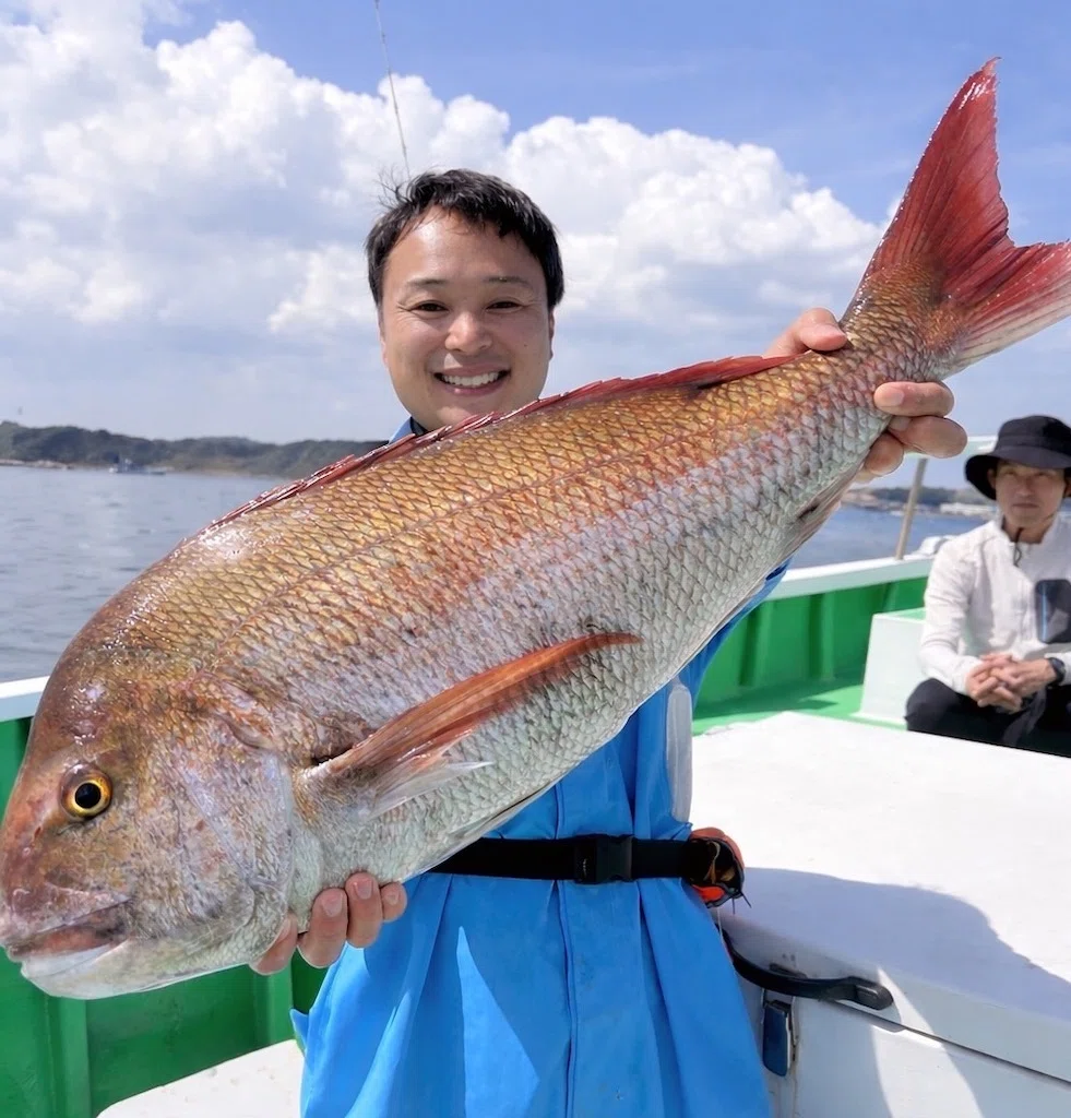 マダイ】最大5.5kg、さらに3kg級ヒット！8kgブリも食いついた！！黒鯛