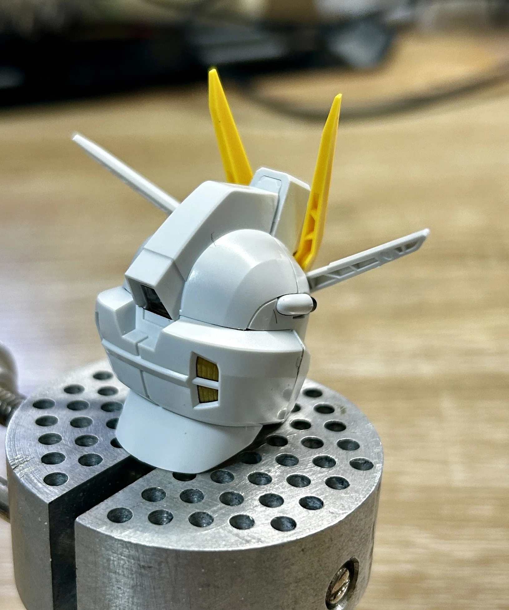 制作記)PG ストライクフリーダム～その2～ 頭部、胸部素組＋LED配線