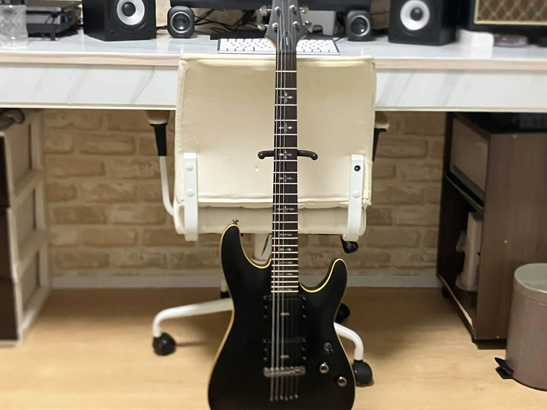 レビュー】Schecter Demon-6｜la Pucelle