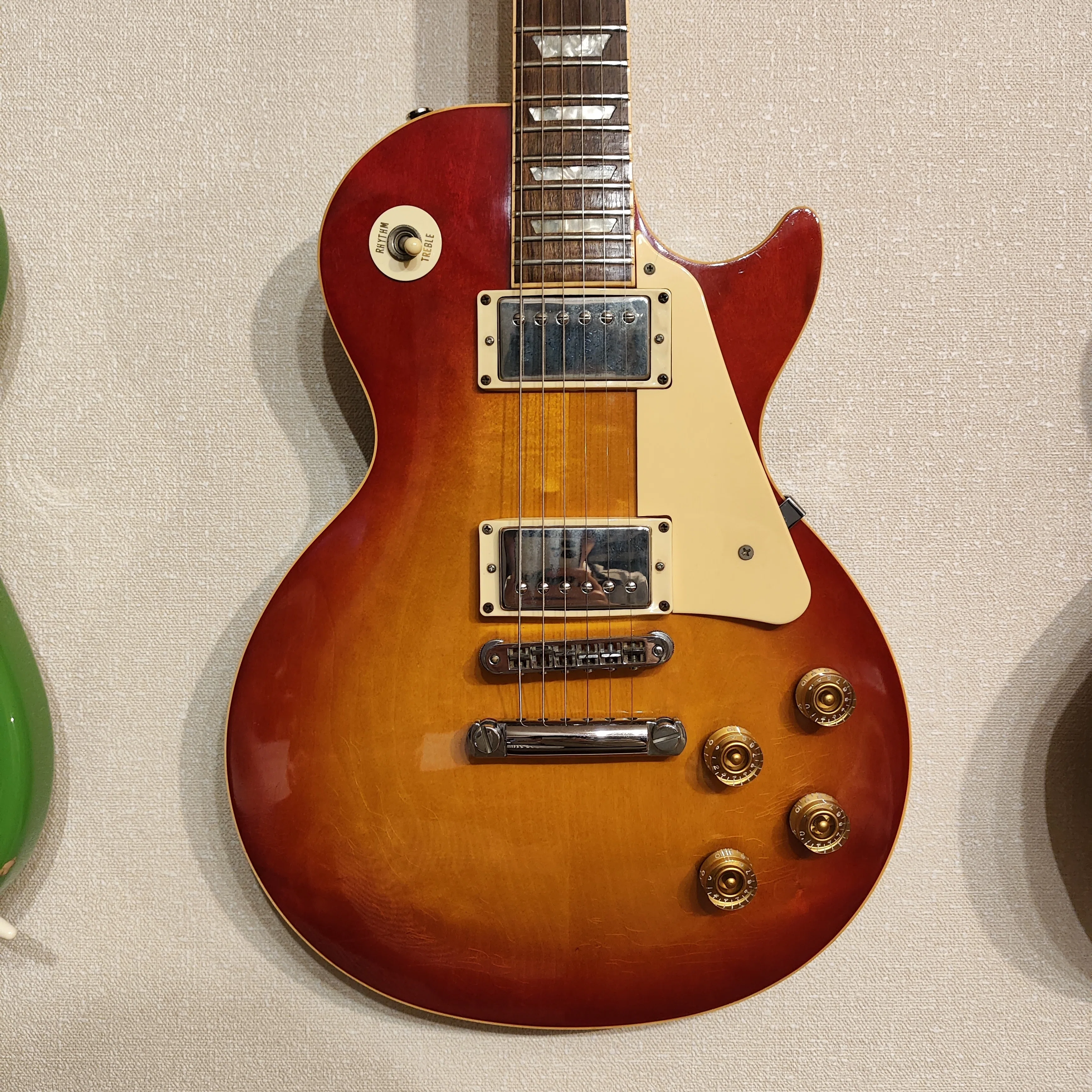 使用ギターvol.3 1991年製 Gibson Les Paul Standard (Cherry Sunburst
