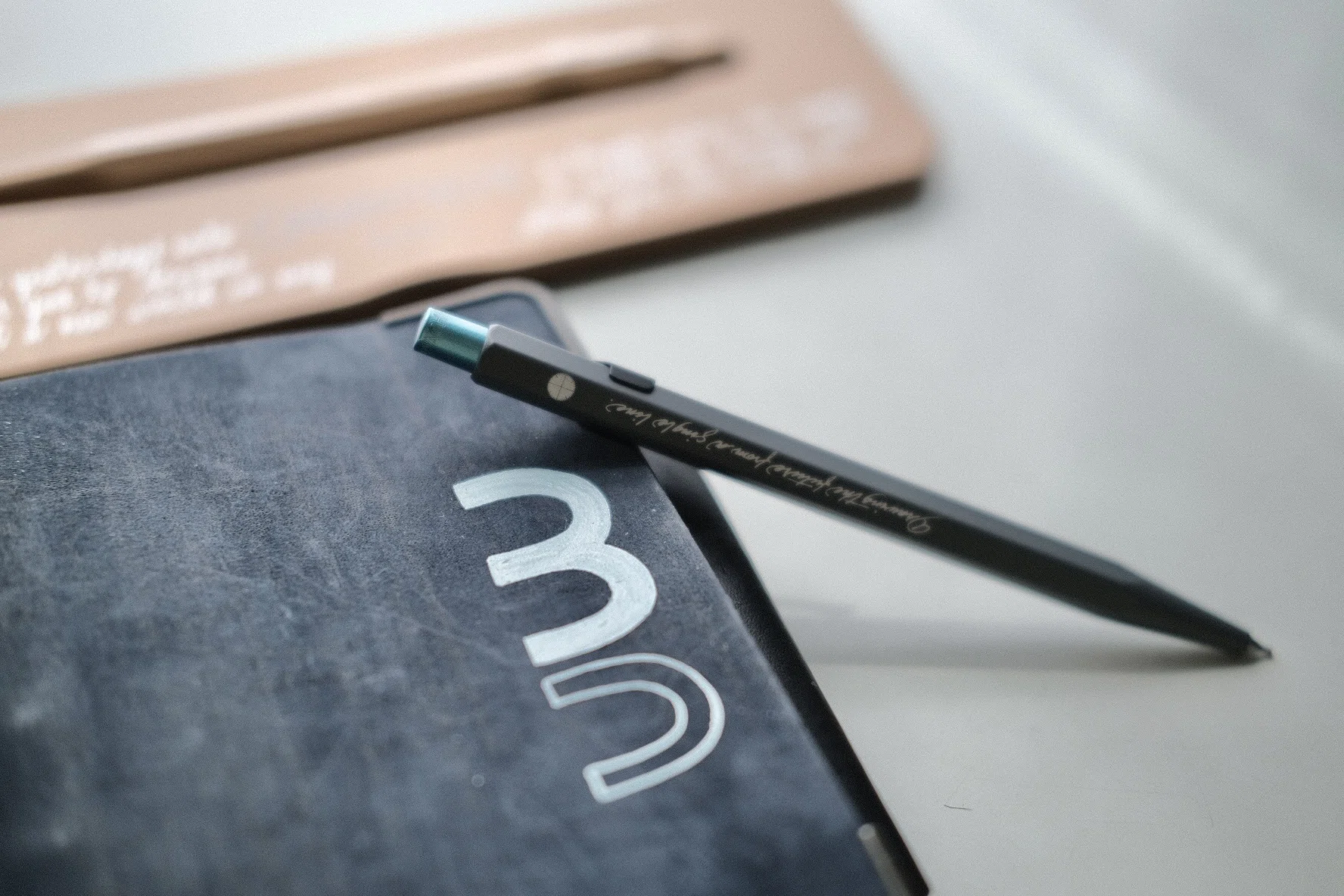 レプトン ＤーＰｅｎ 180HF (15周年記念カラー) 管理 M 0281 レプトン DーPen 180HF (15周年記念カラー) 管理 M 0281 【公式通販】