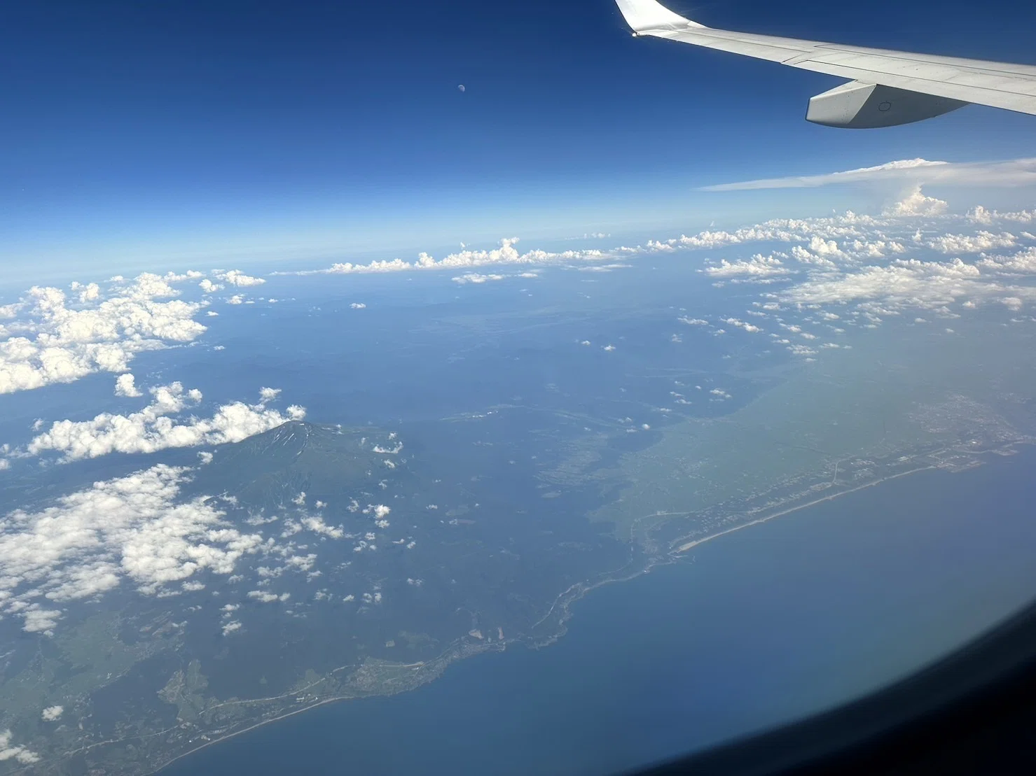 日本活火山図鑑vol.22】【鳥海山】鳥海山が育てた水・景観・暮らし