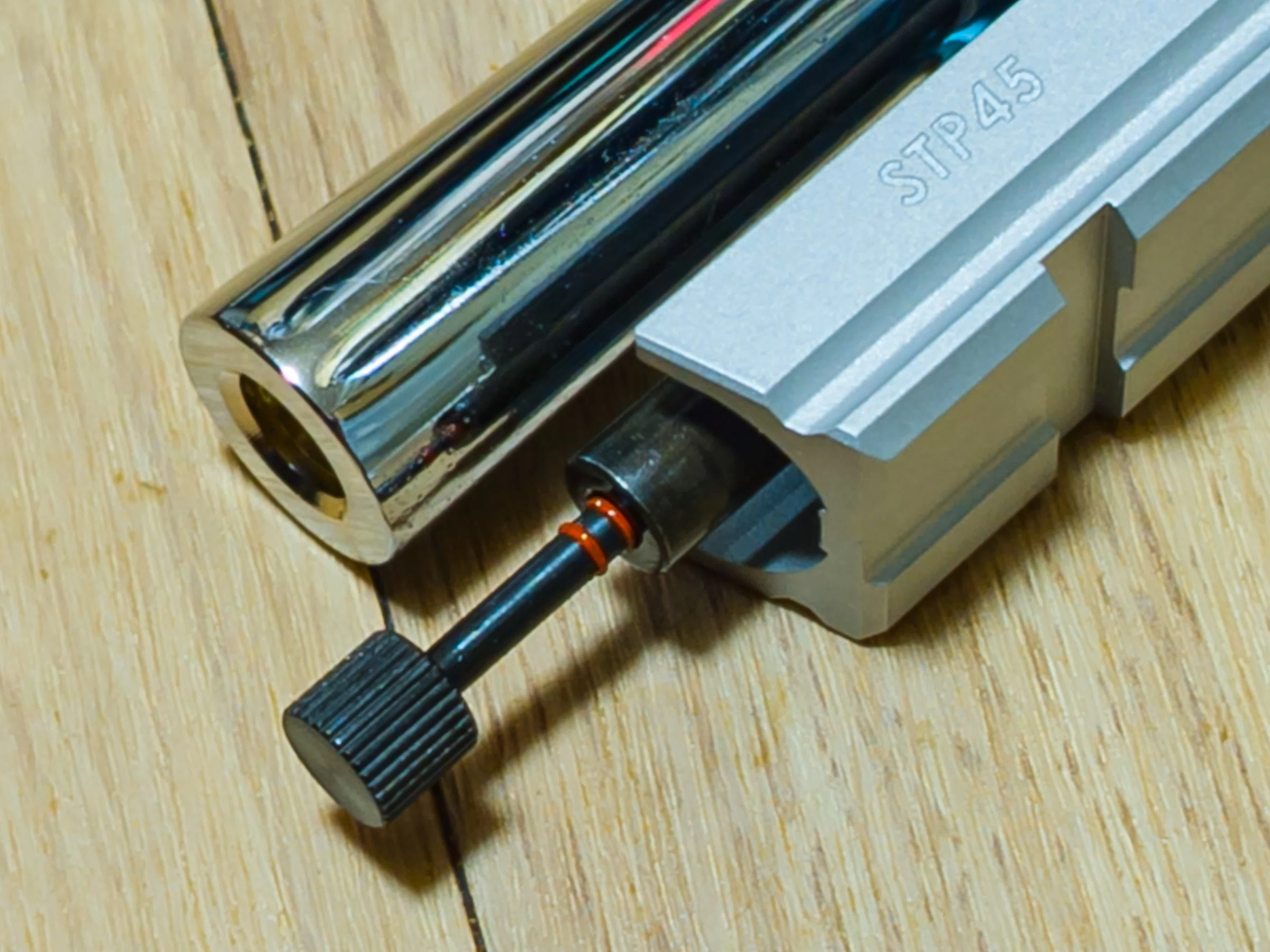 海外通販でエアソフトガンを買うとどうなるのかの話 - G&G STP45