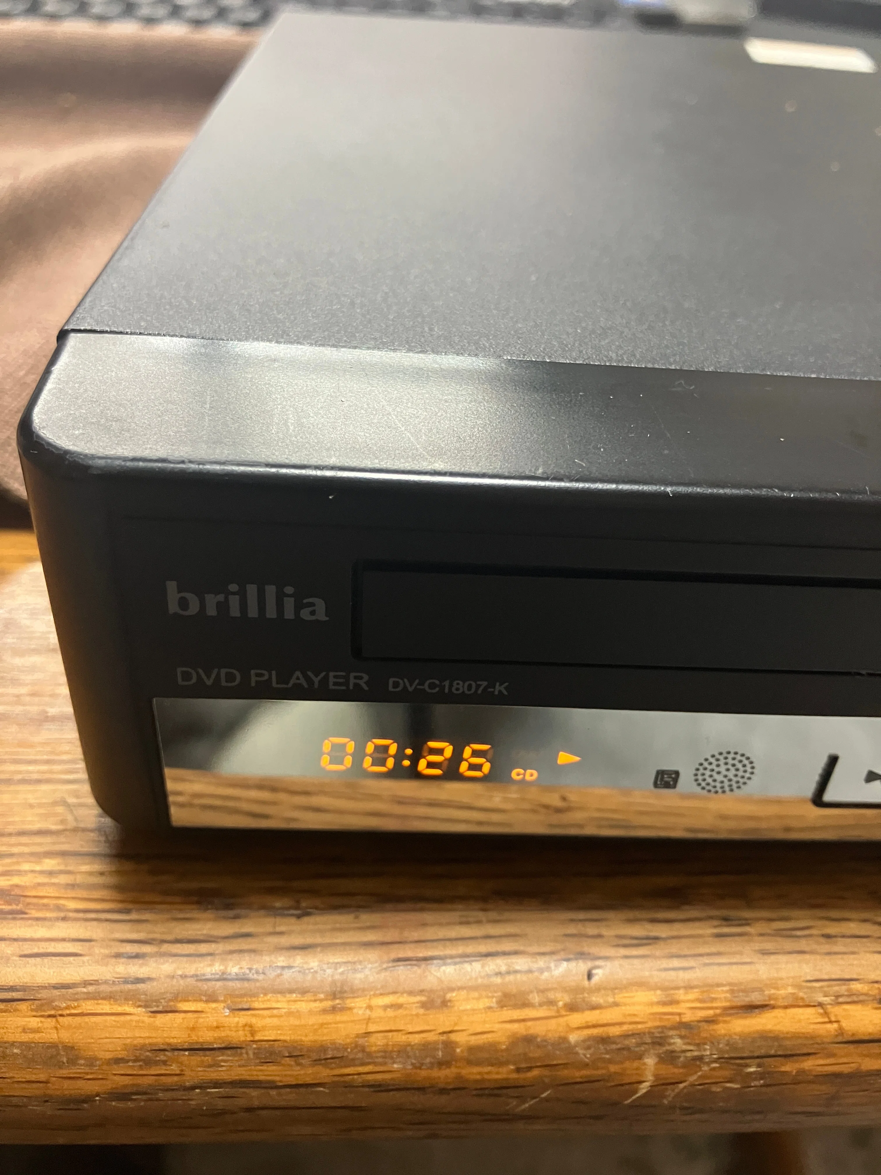 330円のNGのDVDプレーヤーを修理しアンプを内蔵する｜onzdime