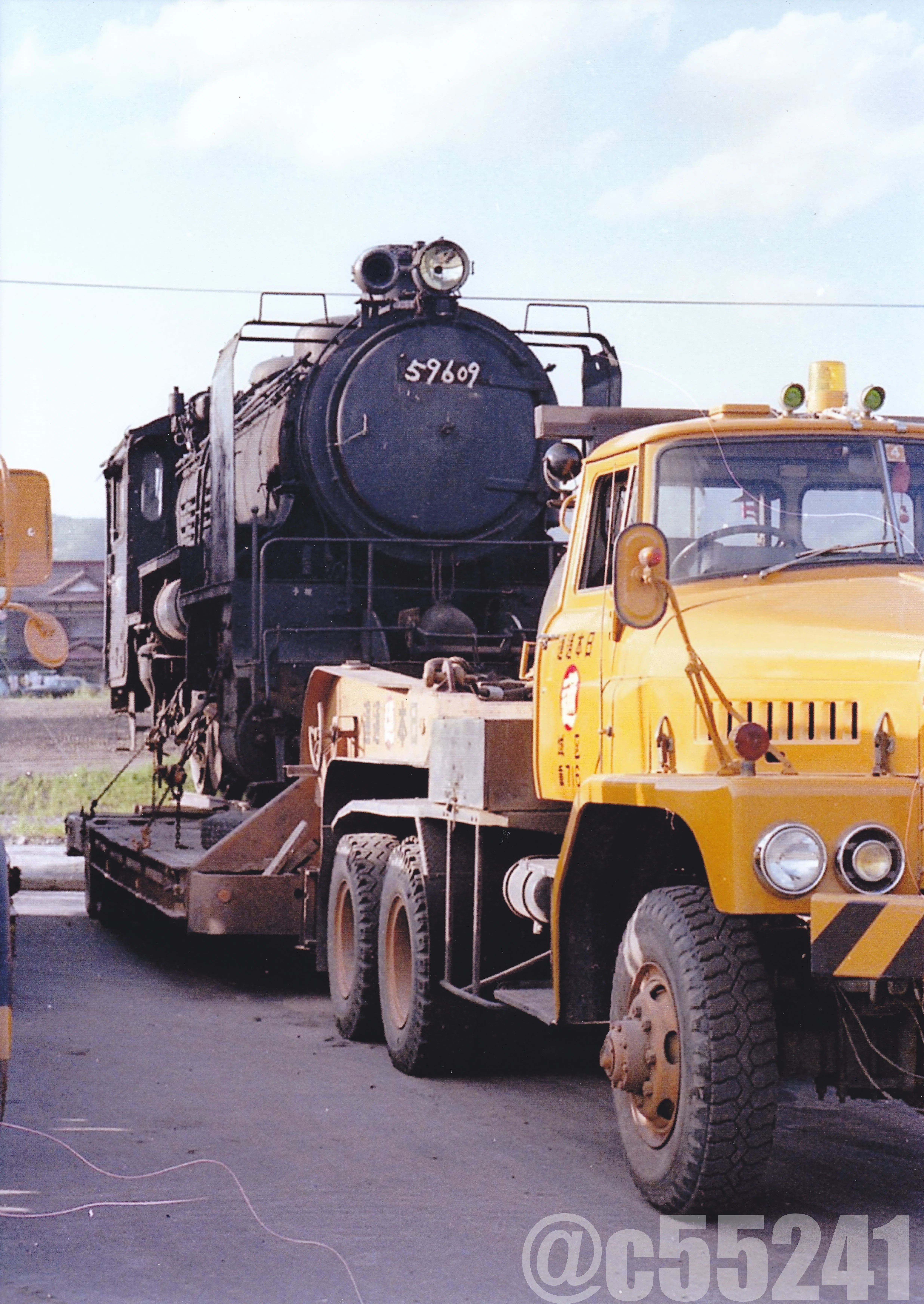 三笠に陸送されてきた59609（29622）｜みけの鉄道写真