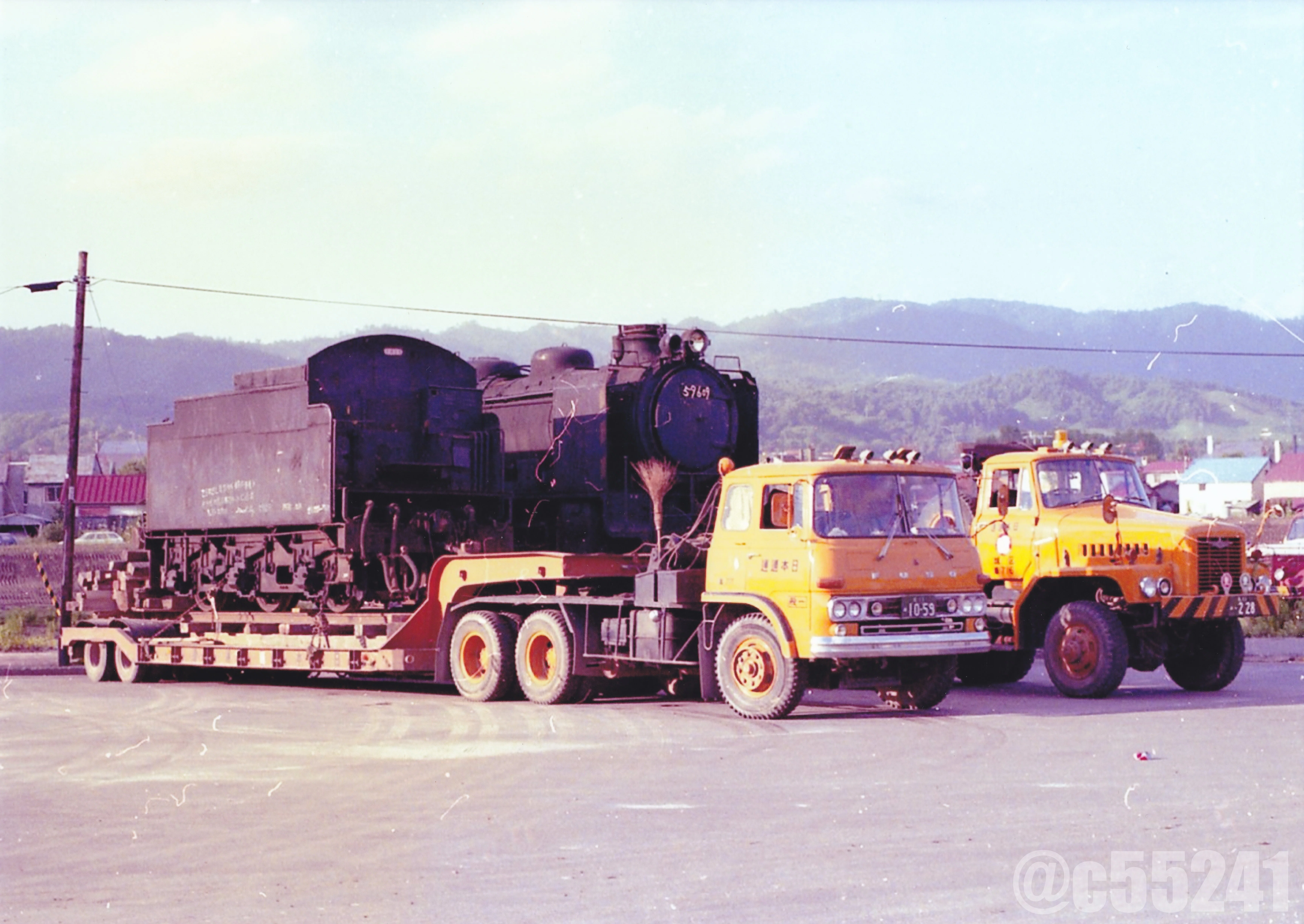 三笠に陸送されてきた59609（29622）｜みけの鉄道写真