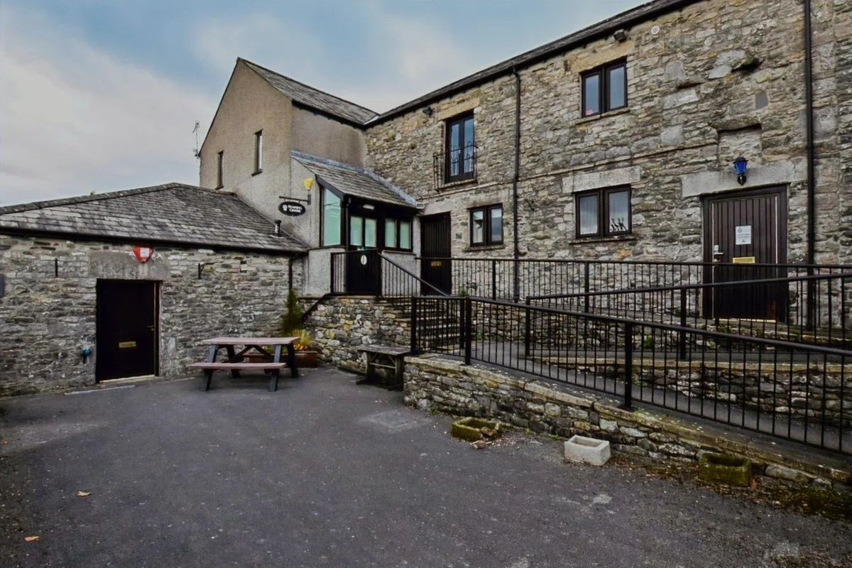 英国カンブリア州のDry Stone Walling Association本部