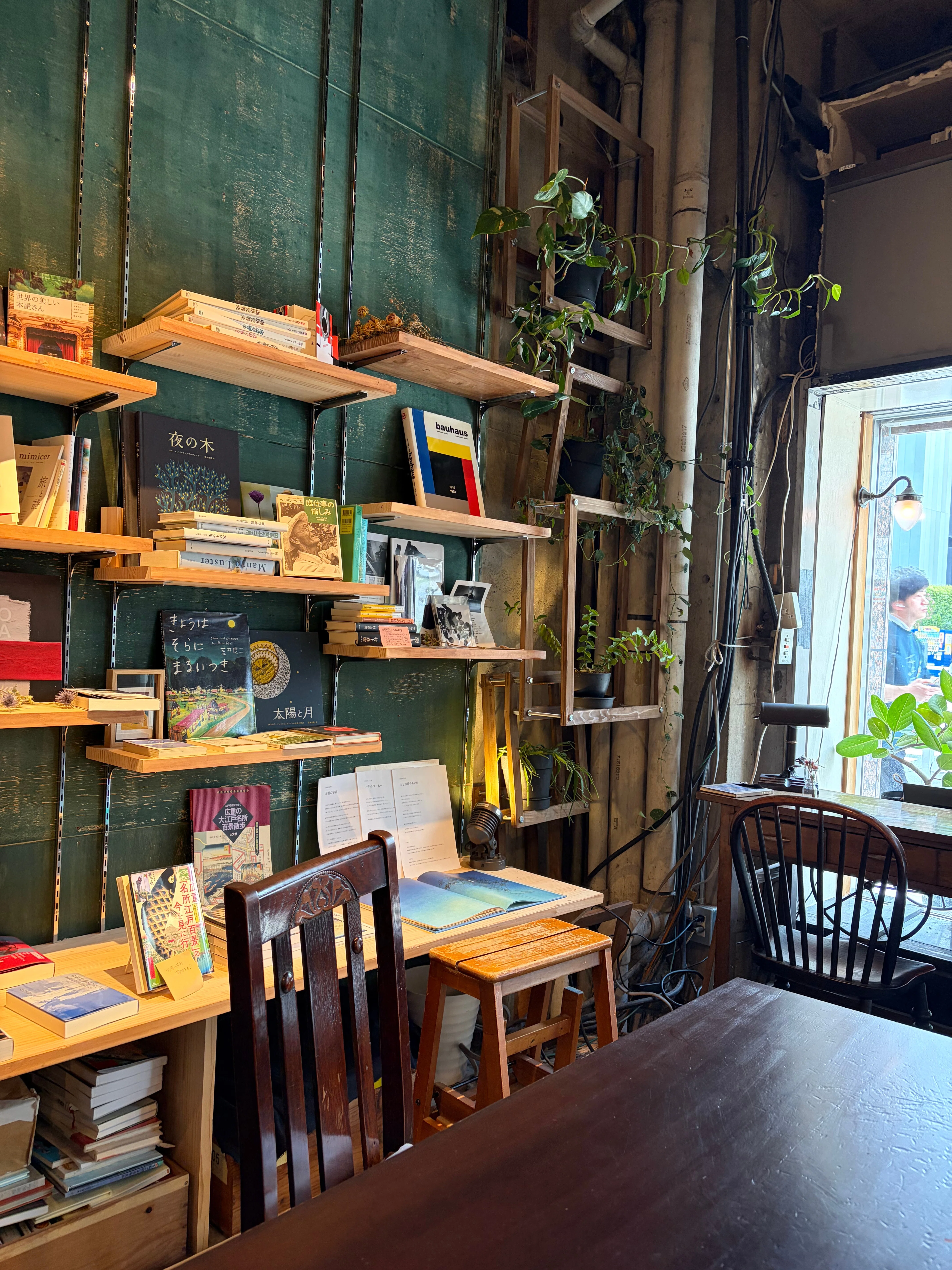 ナディアのことを考えていたら入った喫茶店にナディアがいて(アート