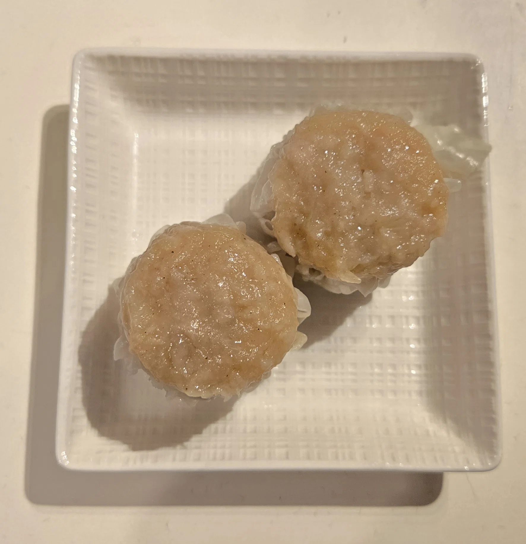 魅惑のおみや】551蓬莱:豚まん＆シュウマイ～シュウマイ編｜糖質オタク