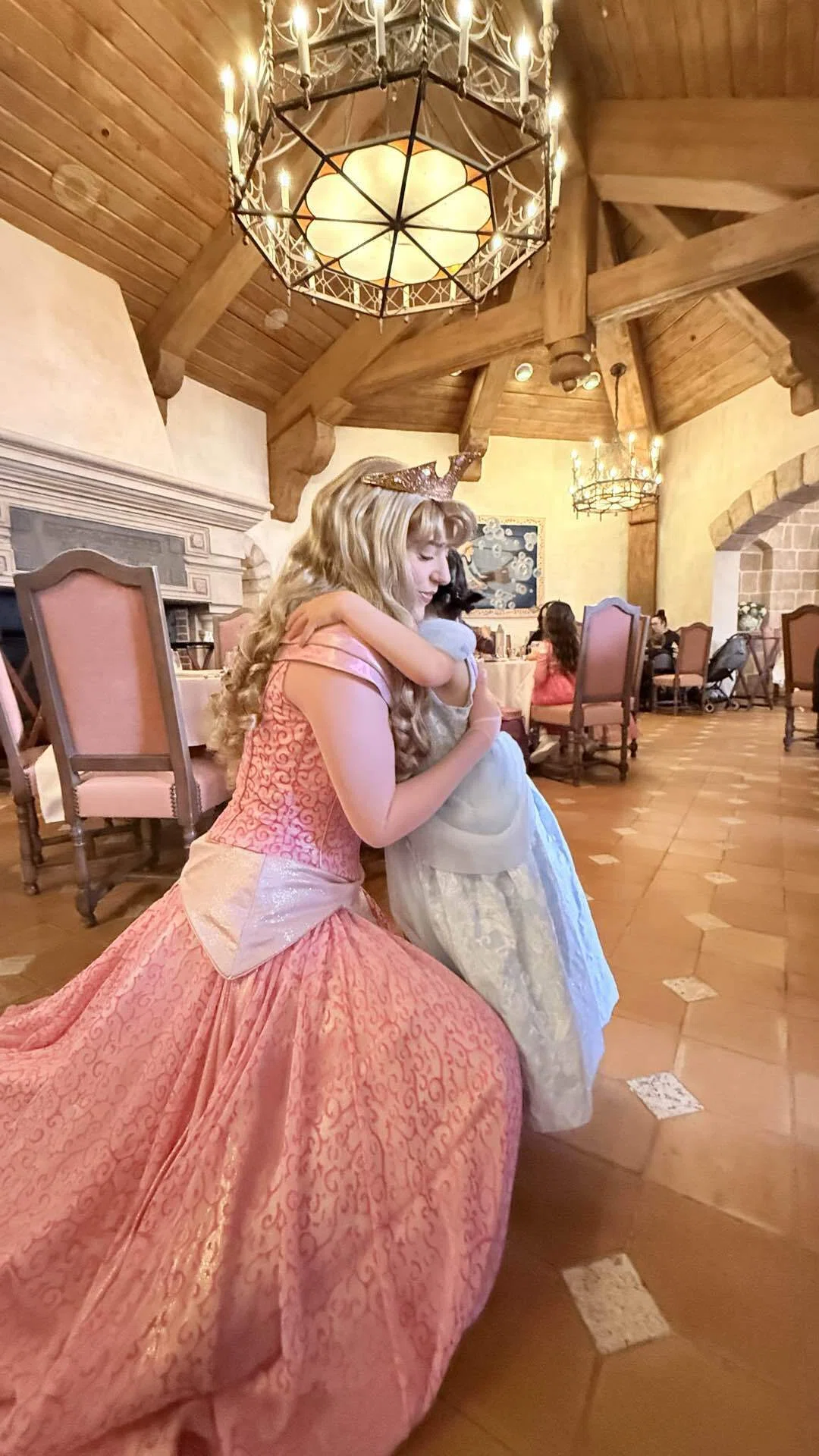 アナと雪の女王 ドレス 4歳用 ディズニーランドパリ アナと雪の女王 ドレス 4歳用 ディズニーランドパリ 【公式通販】