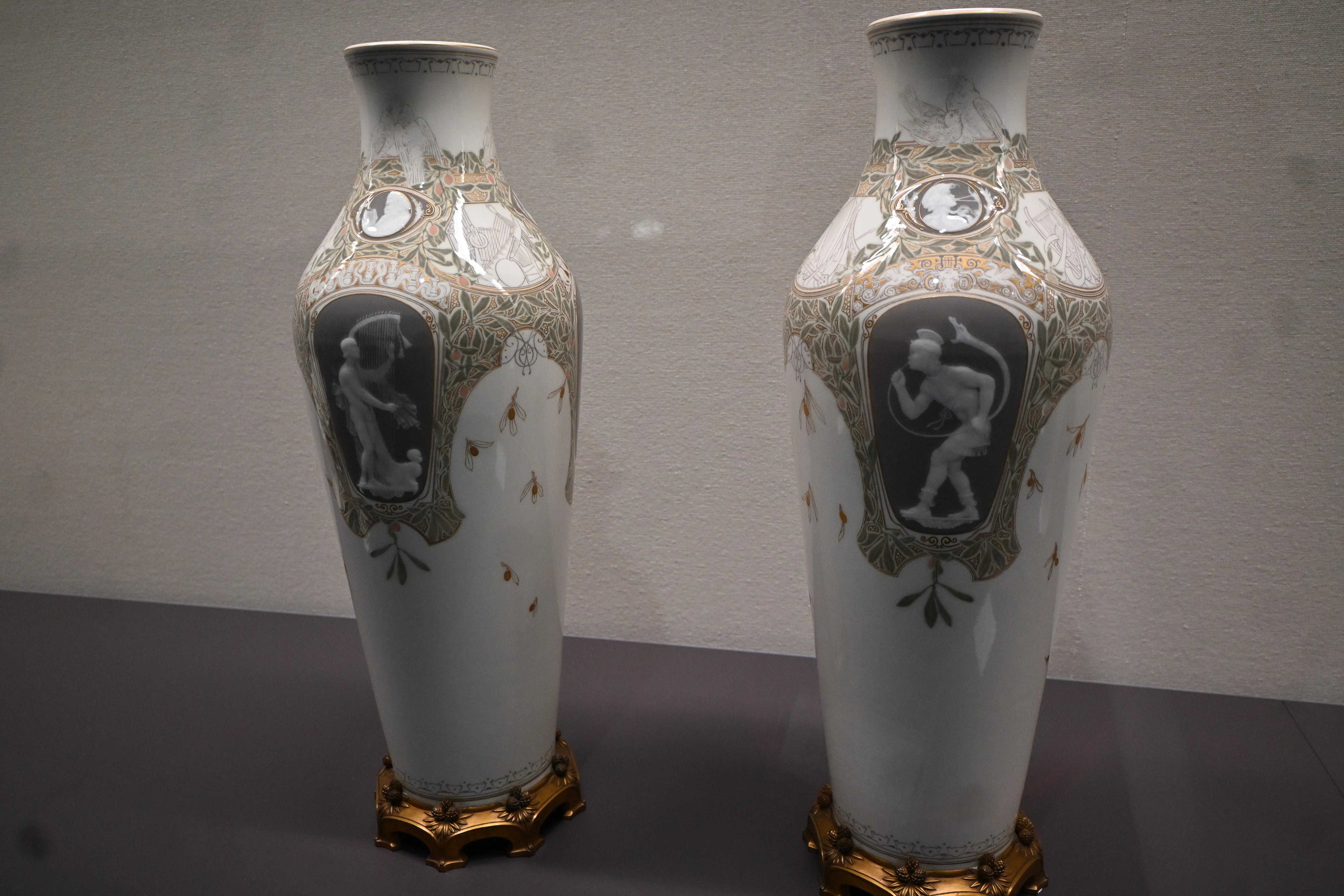 欧州陶磁モダンデザイン｜桑原亘之介