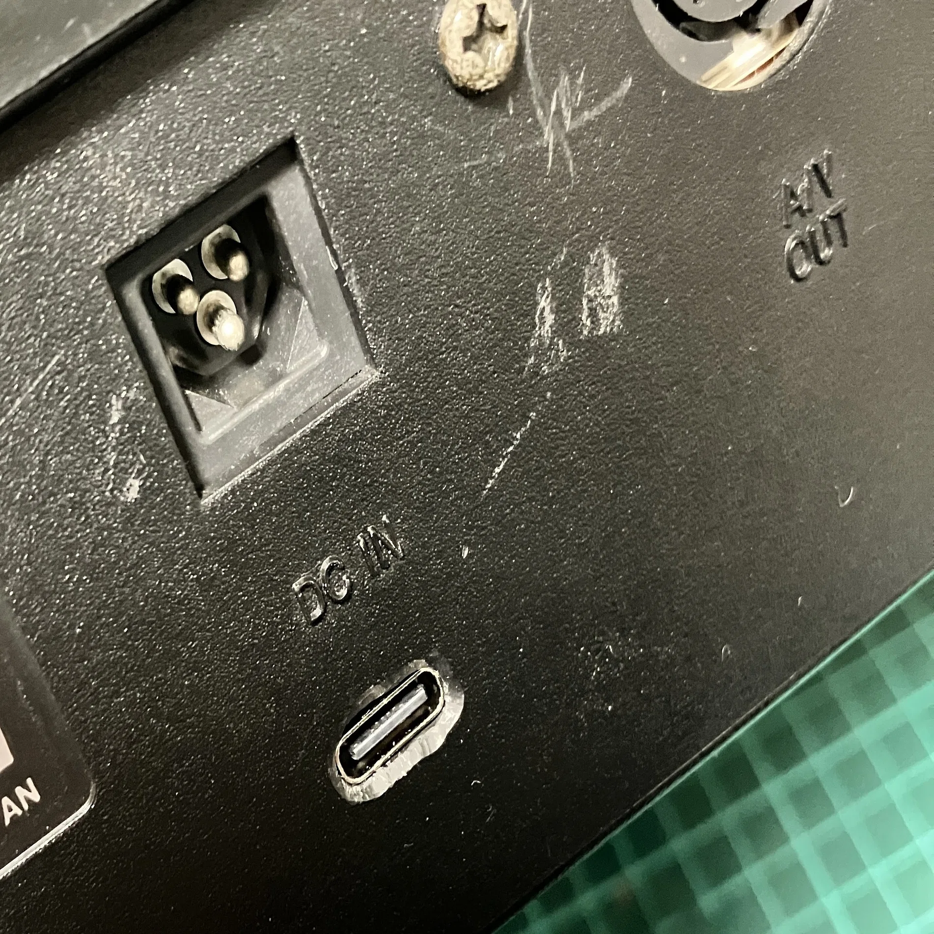 ネオジオCDの電源をUSB-C化しよう｜RETRO PROTECT