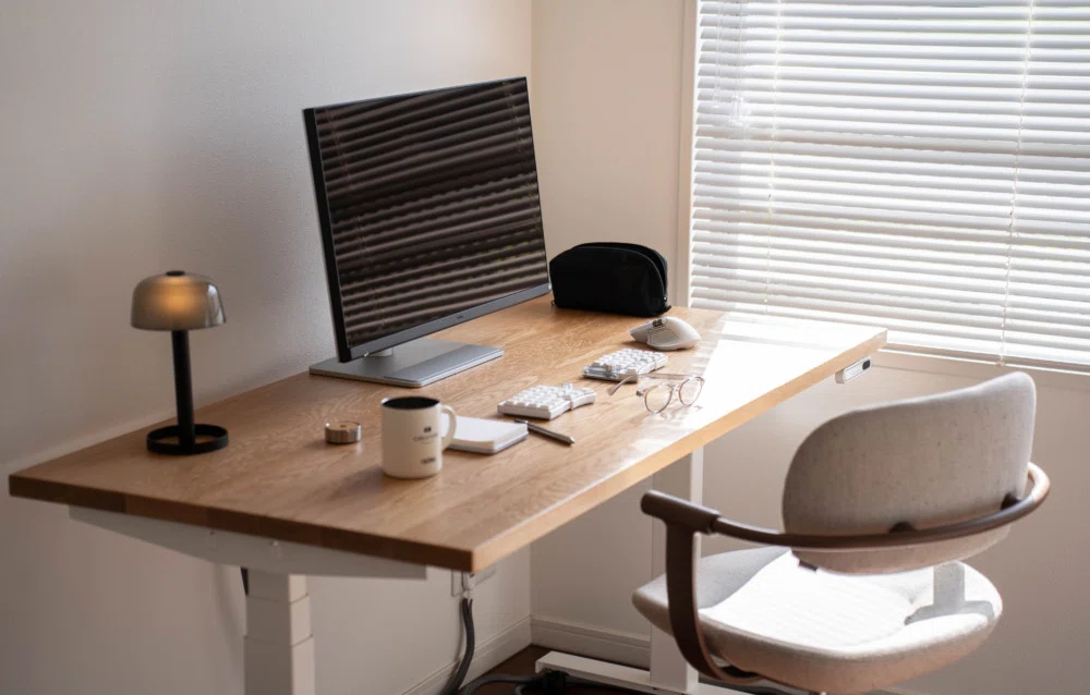 Creating a Comfortable Home Office with a KANADEMONO Electric