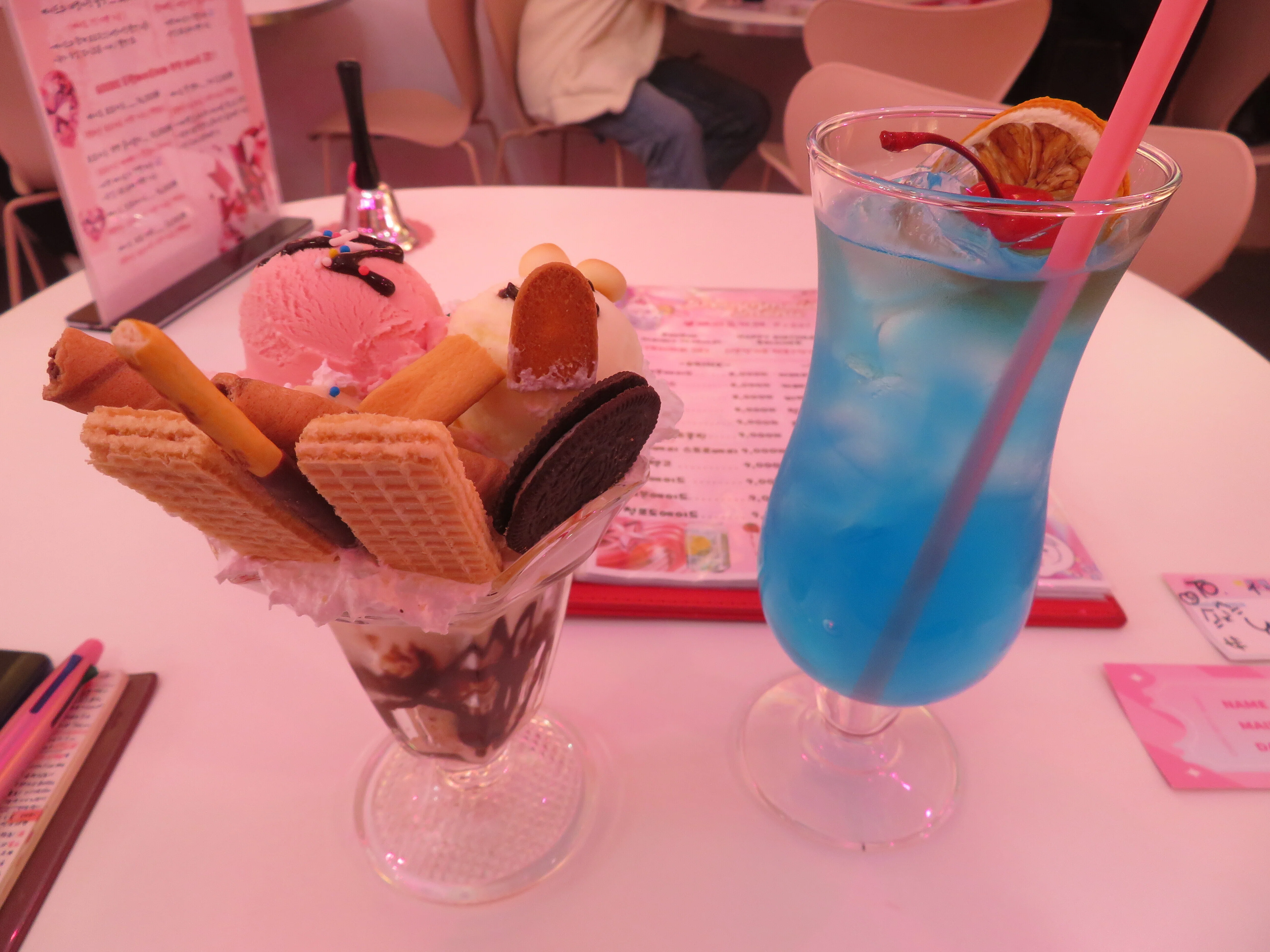 韓国-24】釜山・ドリームメイドカフェ～釜山初のメイドカフェは