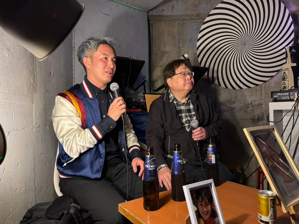 わからないものの前に通い続けるー「40年目の岡田有希子さん」中森明夫