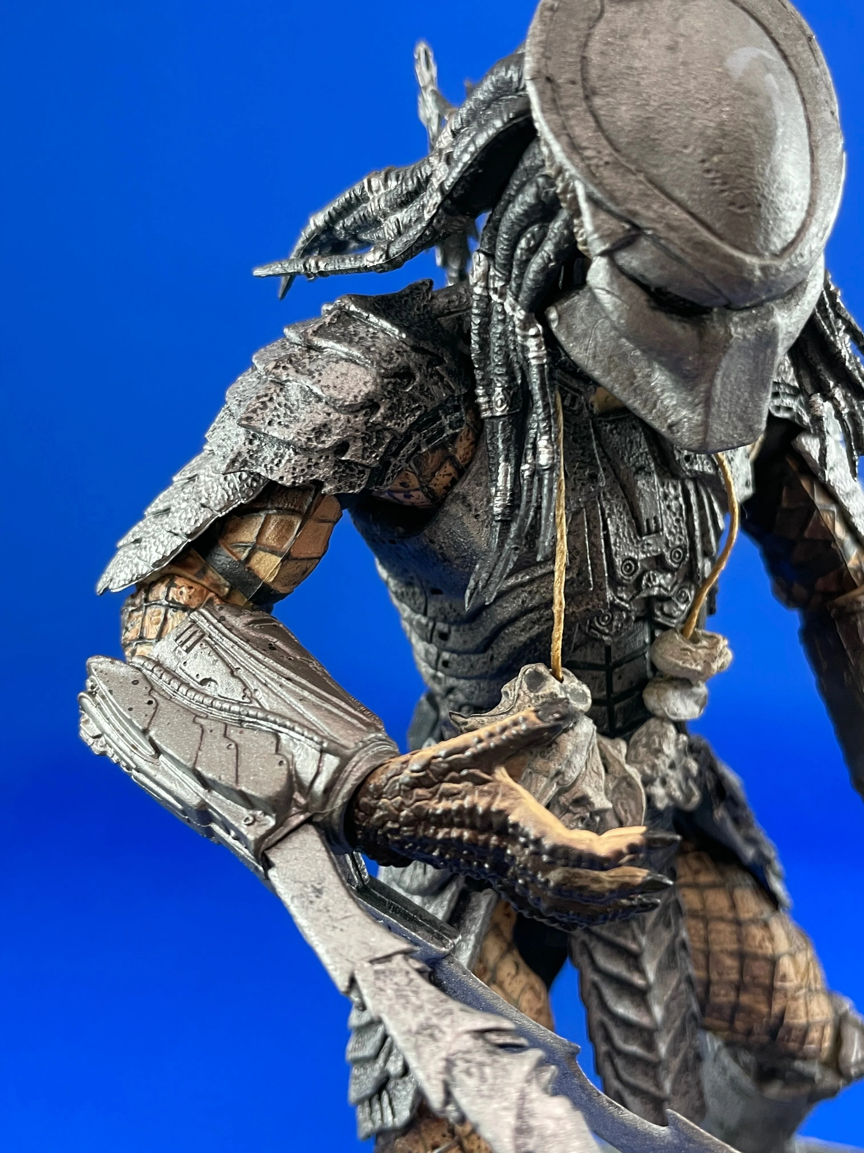 NECAだけじゃない！7インチのプレデター】McFarlane Toys AVP 
