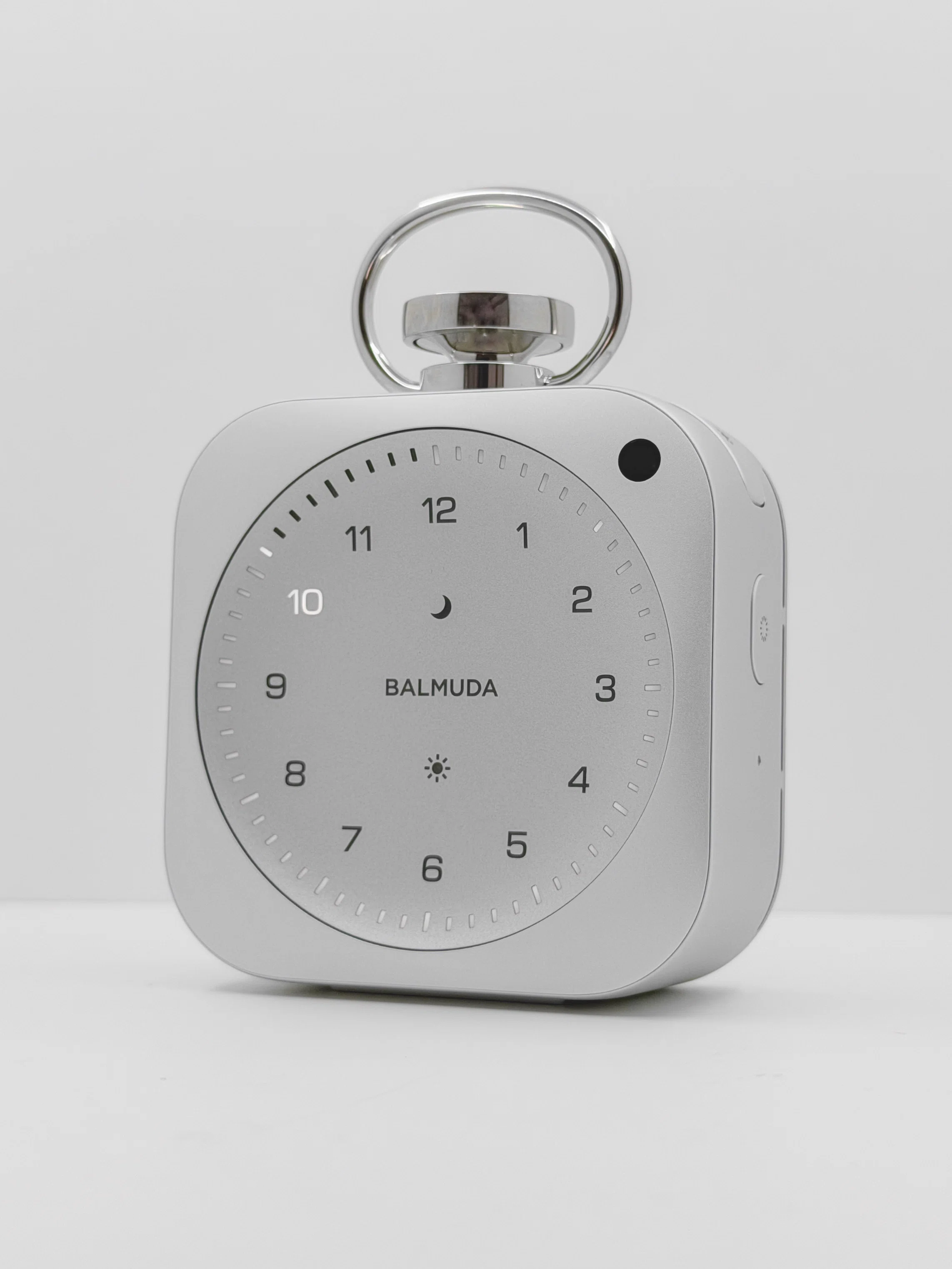 BALMUDA The ClockのデザインをAppleマニアがレビュー！｜デザインの重箱