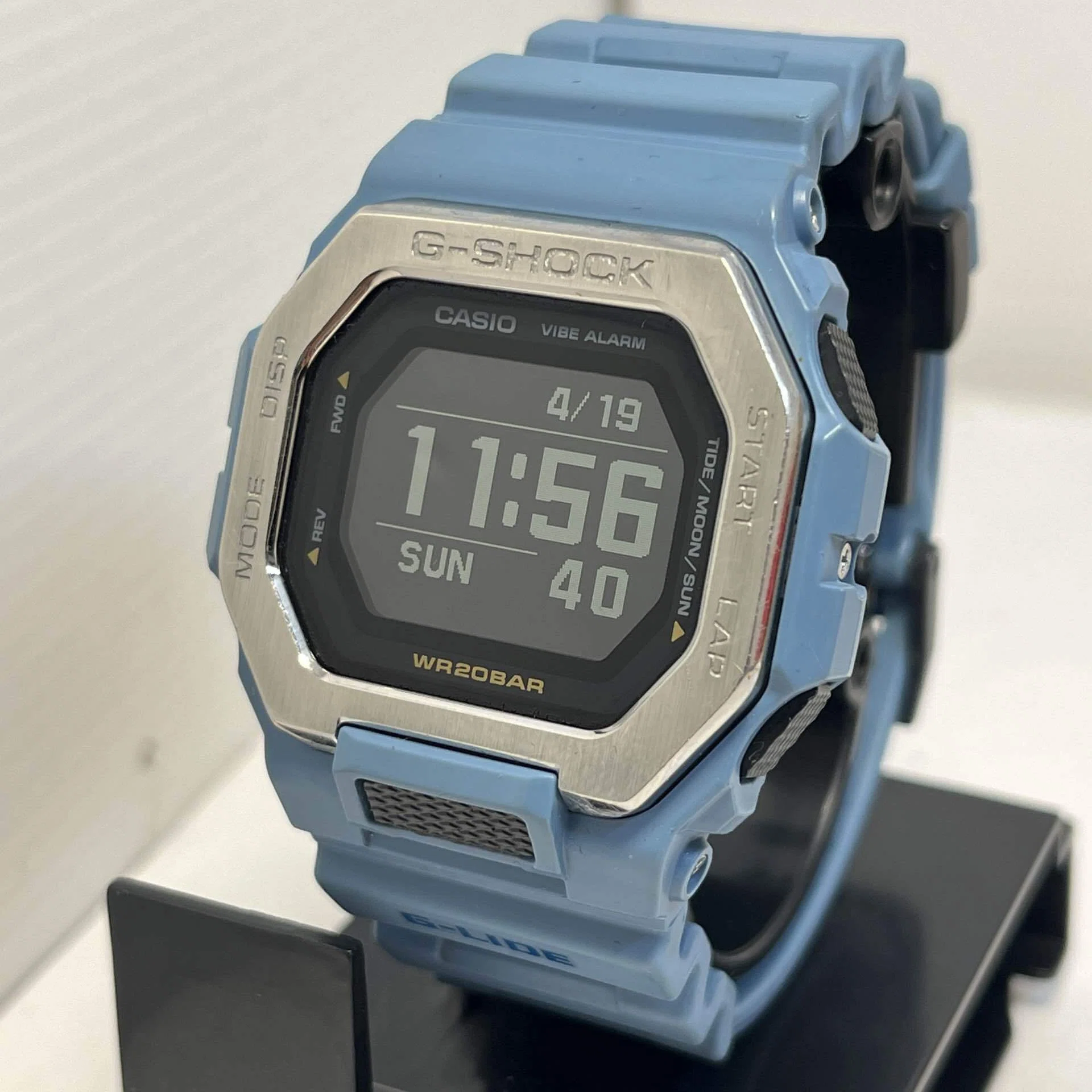 レビュー】海も街も、これ一台。G-SHOCK G-LIDE「GBX-100」が、道具