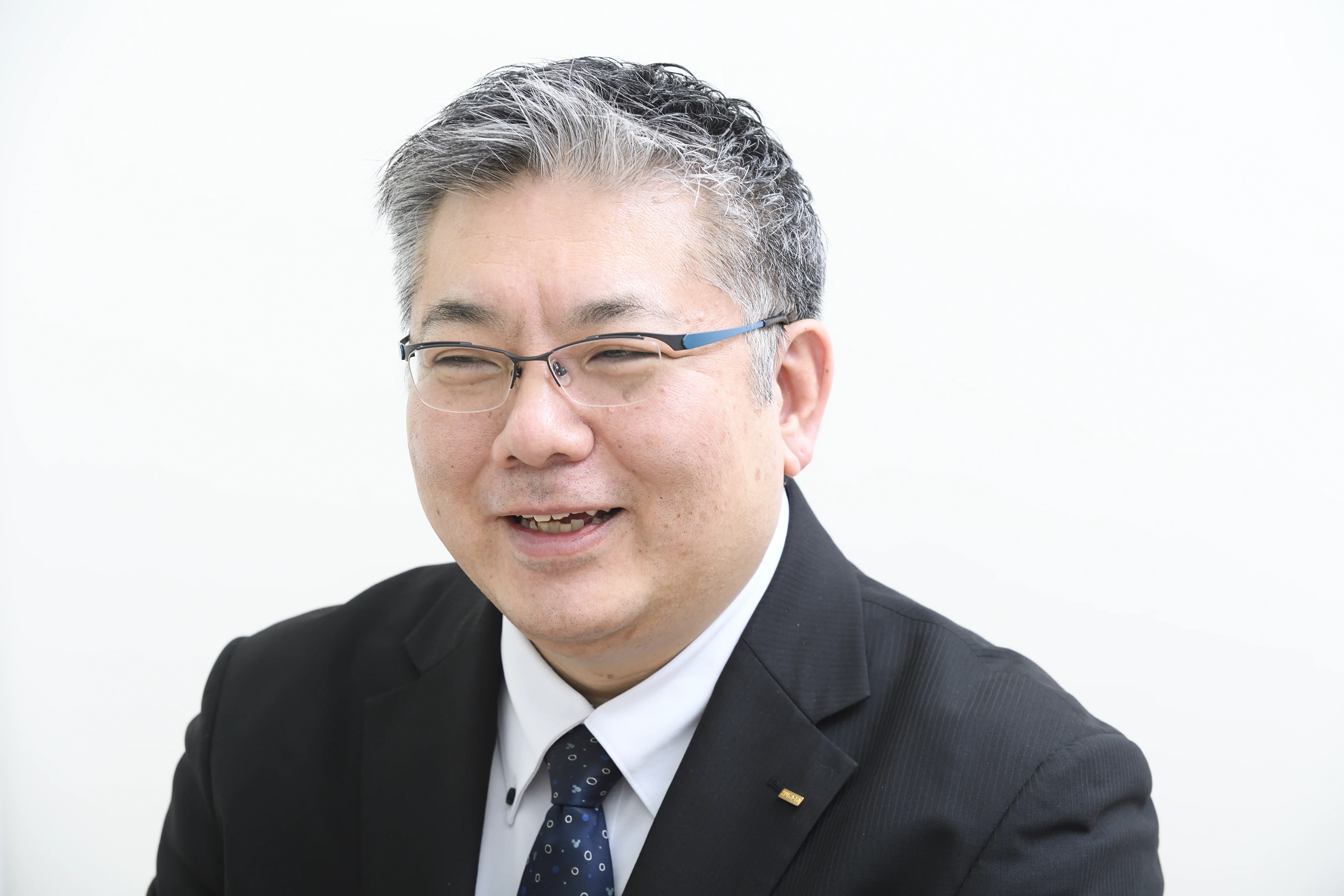 海外の人の役に立ちたい」という想いがつないだキャリア｜Humagazine