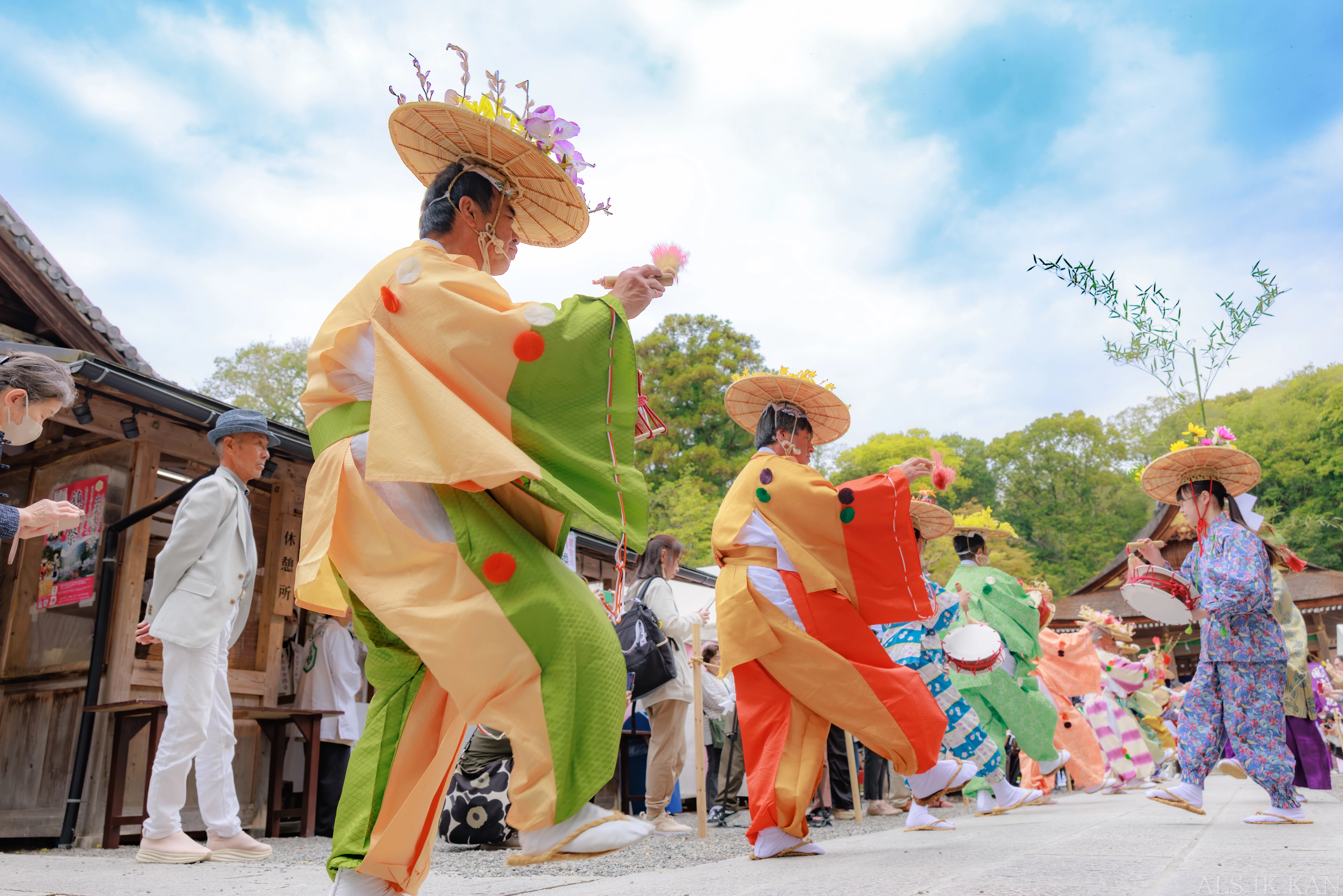 写真と民俗【京都・鎮花祭 出雲風流花踊り】｜メダカちゃん