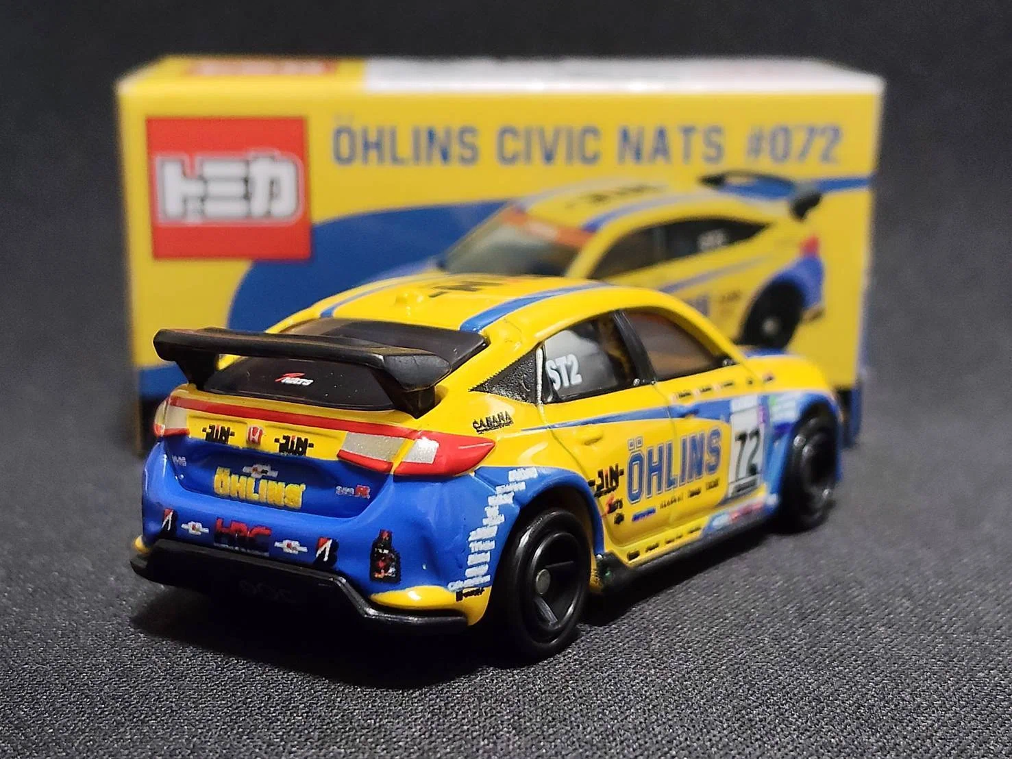 サポルト特注トミカ『ドライビングマジック×日本自動車大学校』OHLINS