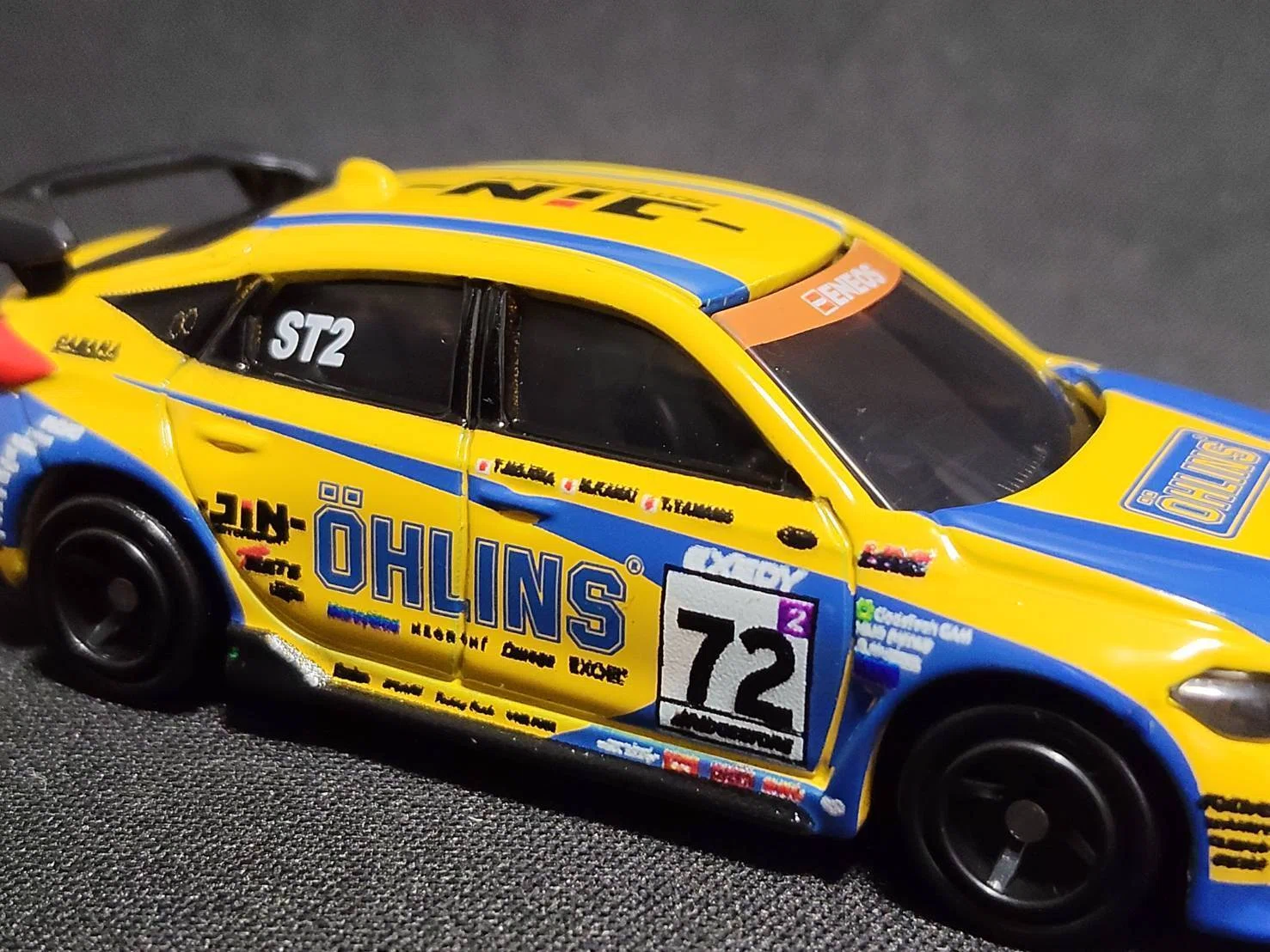 サポルト特注トミカ『ドライビングマジック×日本自動車大学校』OHLINS