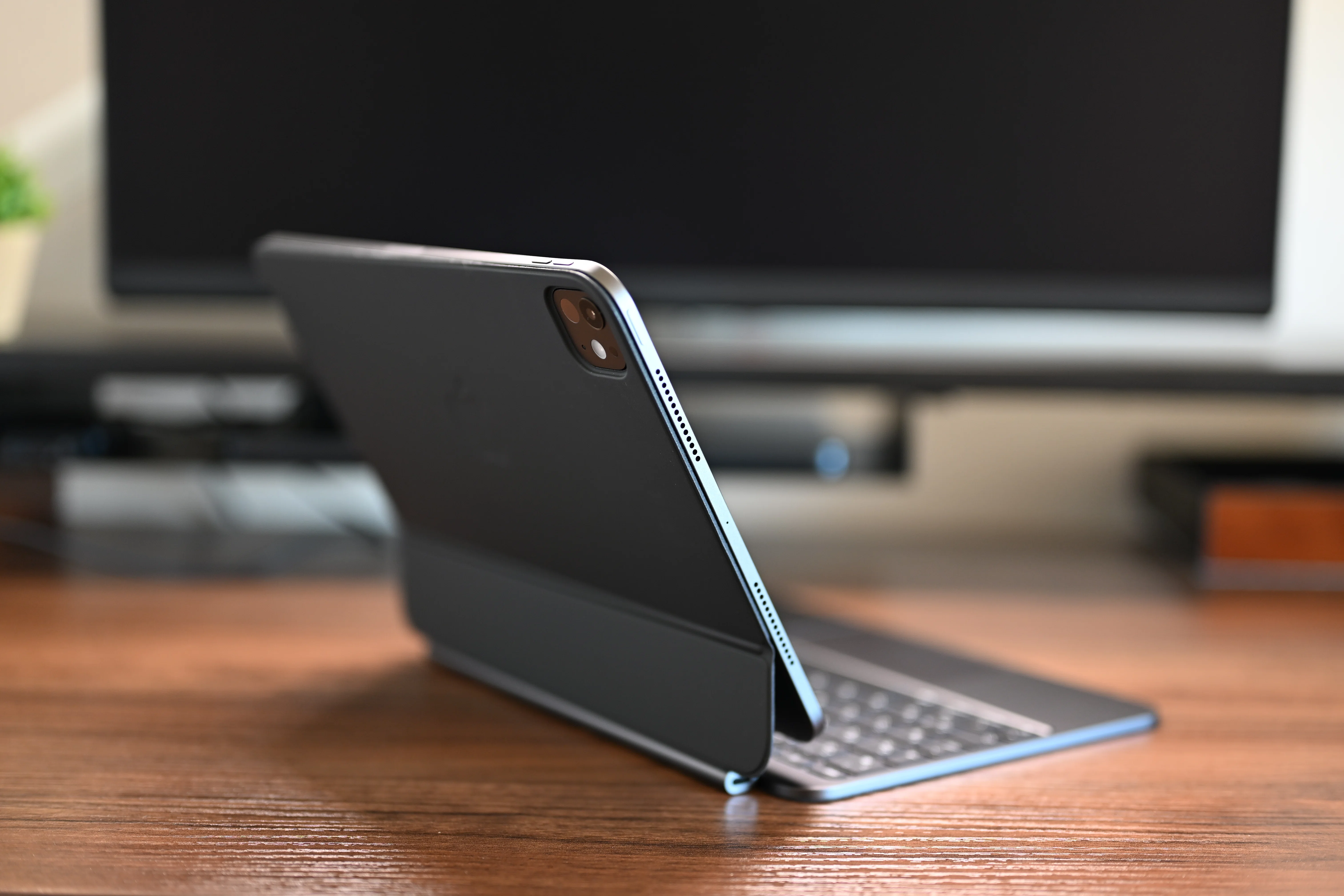 パソコン Ipad pro 11 Macの代わりになる？M5搭載「iPad Pro」を仕事のメイン機として