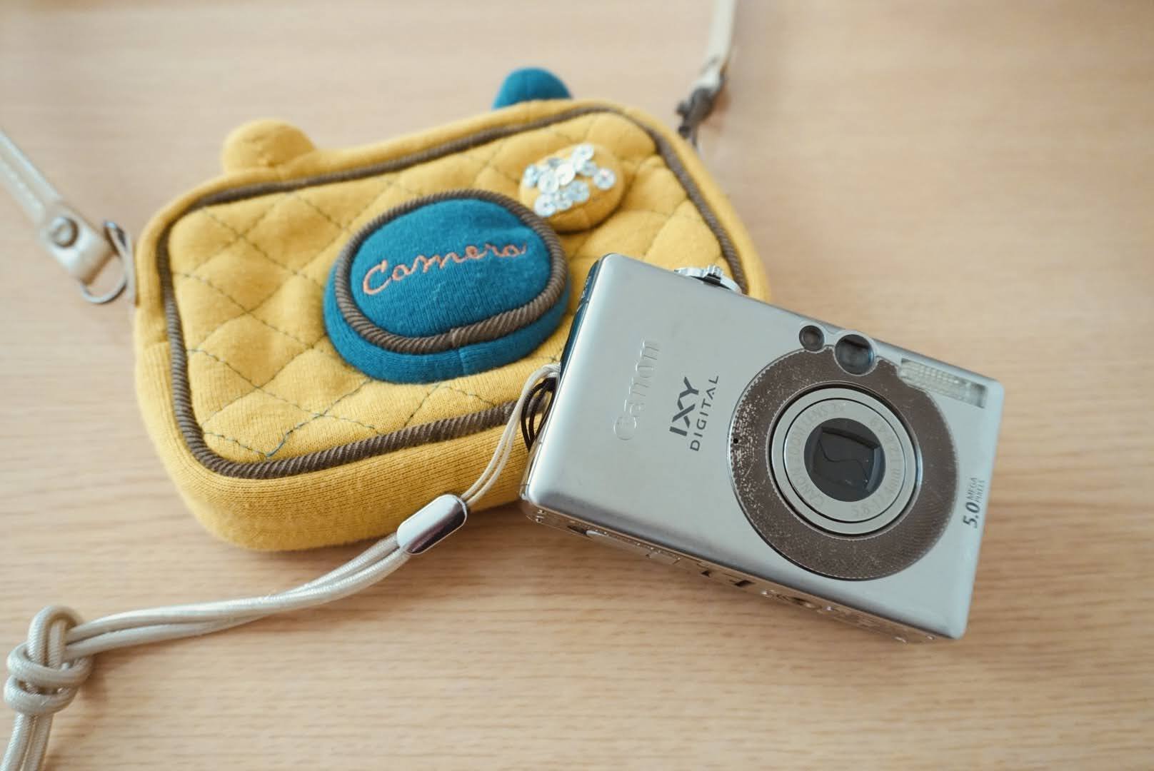 Canon IXY DESITAL55 コンデジ Canon IXY Digital 55がつなぐ、過去と現在のわたし｜asari🍅