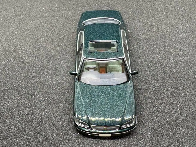 トミカリミテッドヴィンテージNEO LV-N356b トヨタ セルシオ C仕様 F