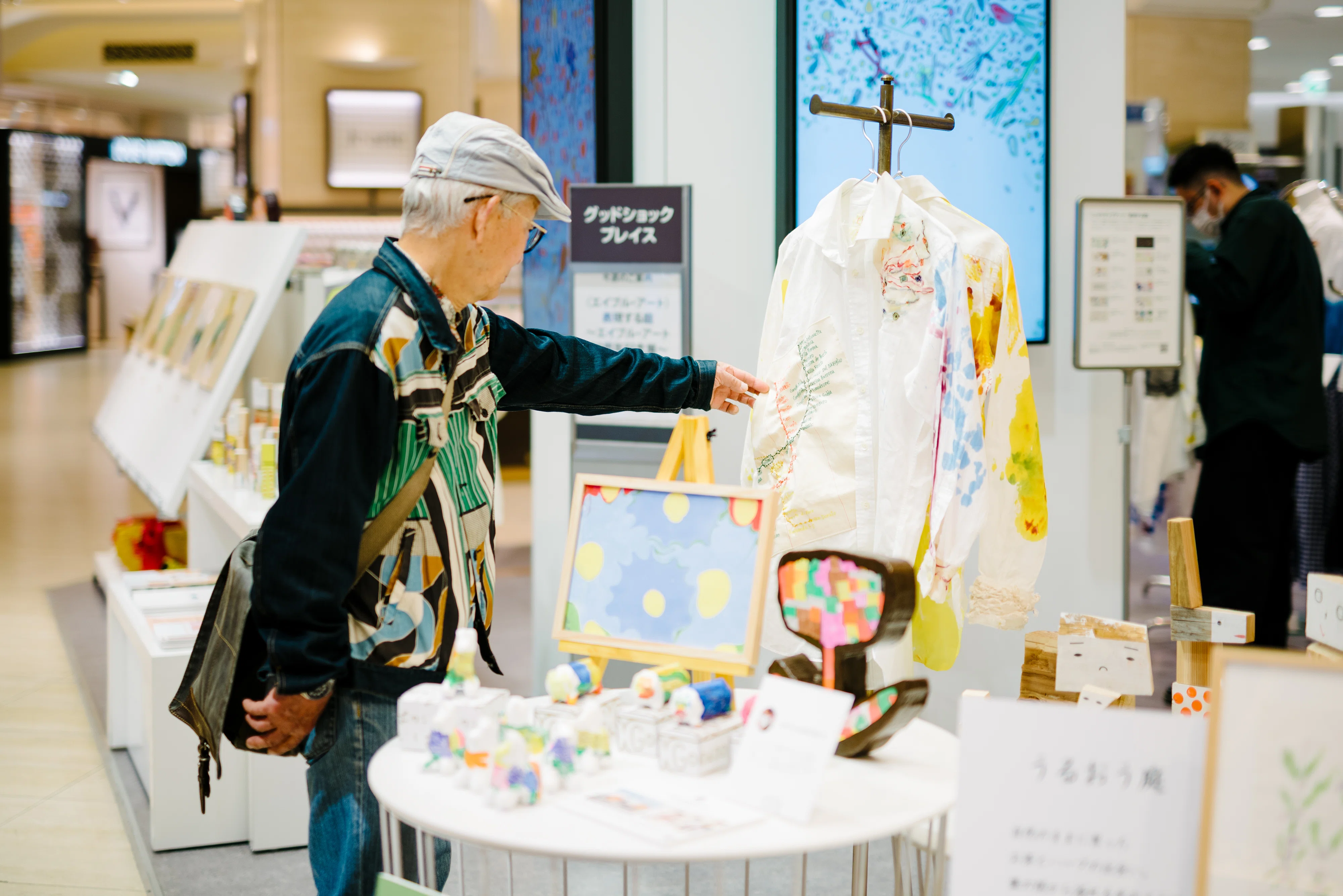 高島屋大阪店〉表現する庭～エイブル・アート30周年記念展～開催