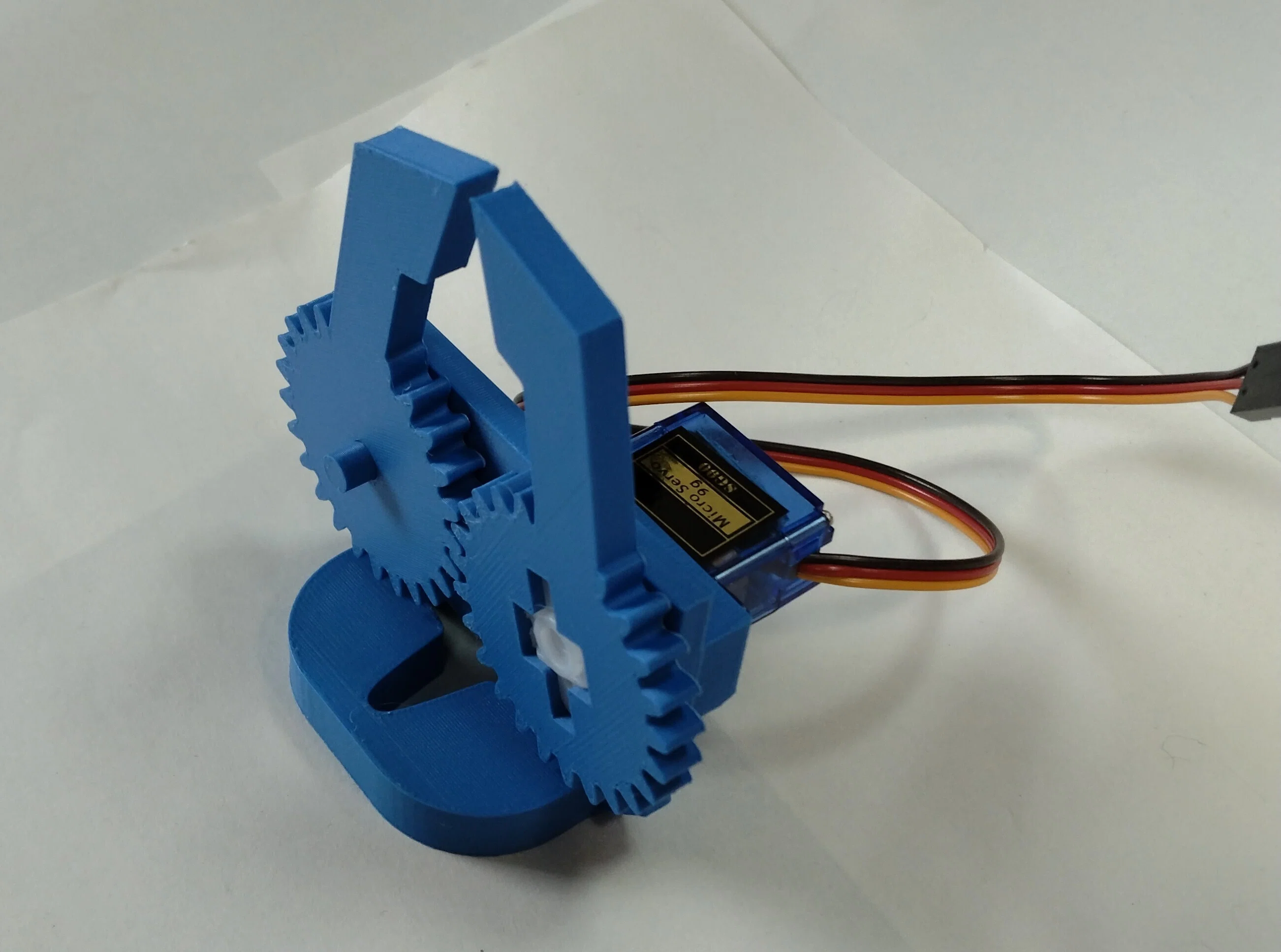 3Dプリンターでグリッパーを作りマイクロビットで動かしてみました