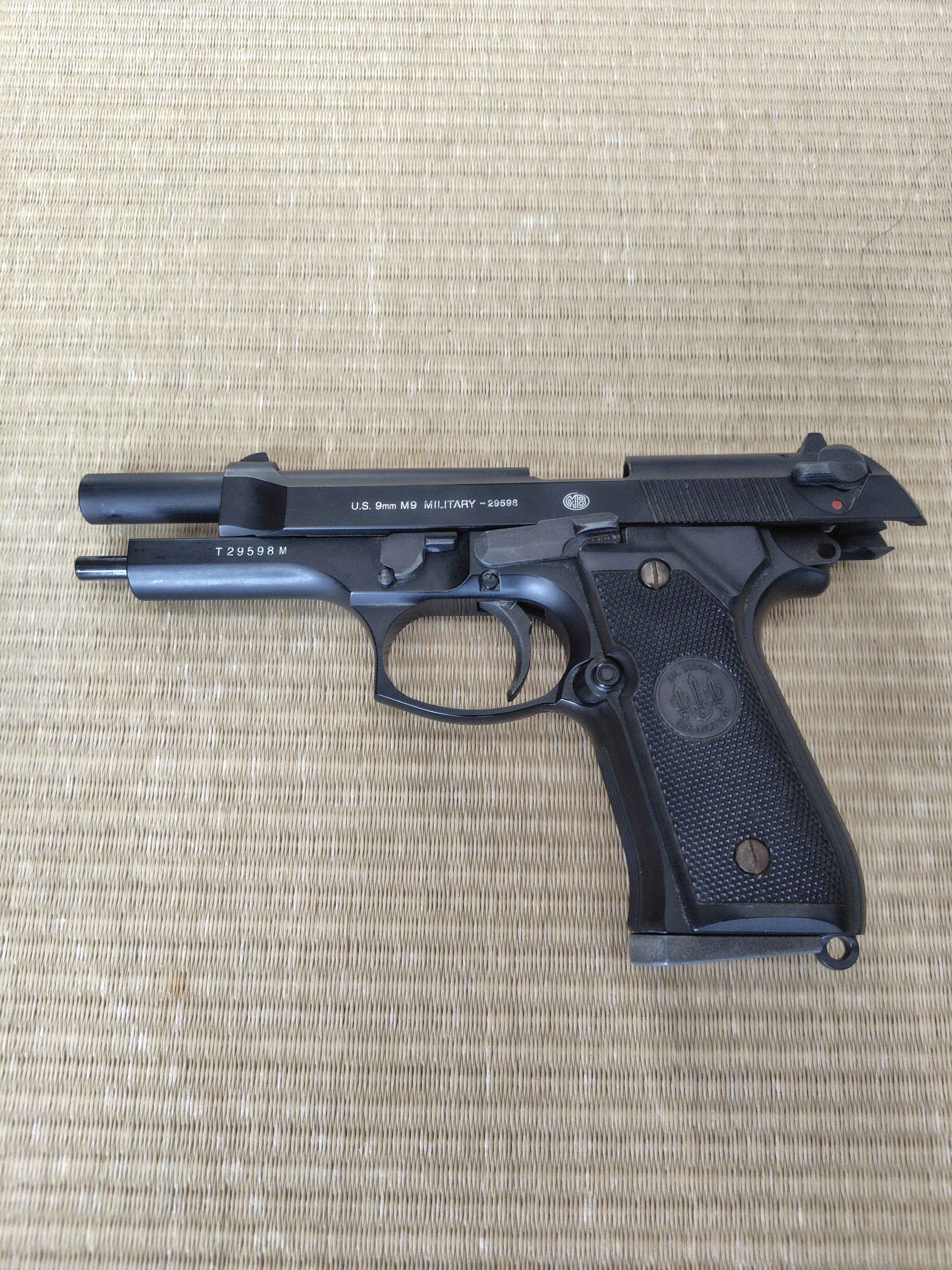 格安ジャンクから復活へ。東京マルイ M9A1 ガスブローバック再生記