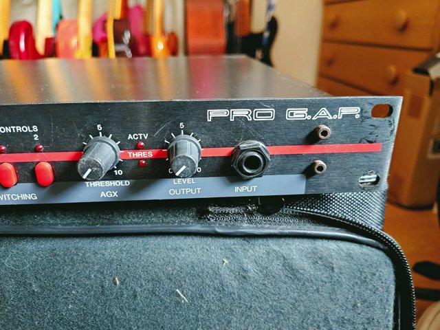 ギター Rocktron PRO G.A.P. v2.0 Rocktron Pro G.A.P. V2.0 Rack Preamp - Evolution Music