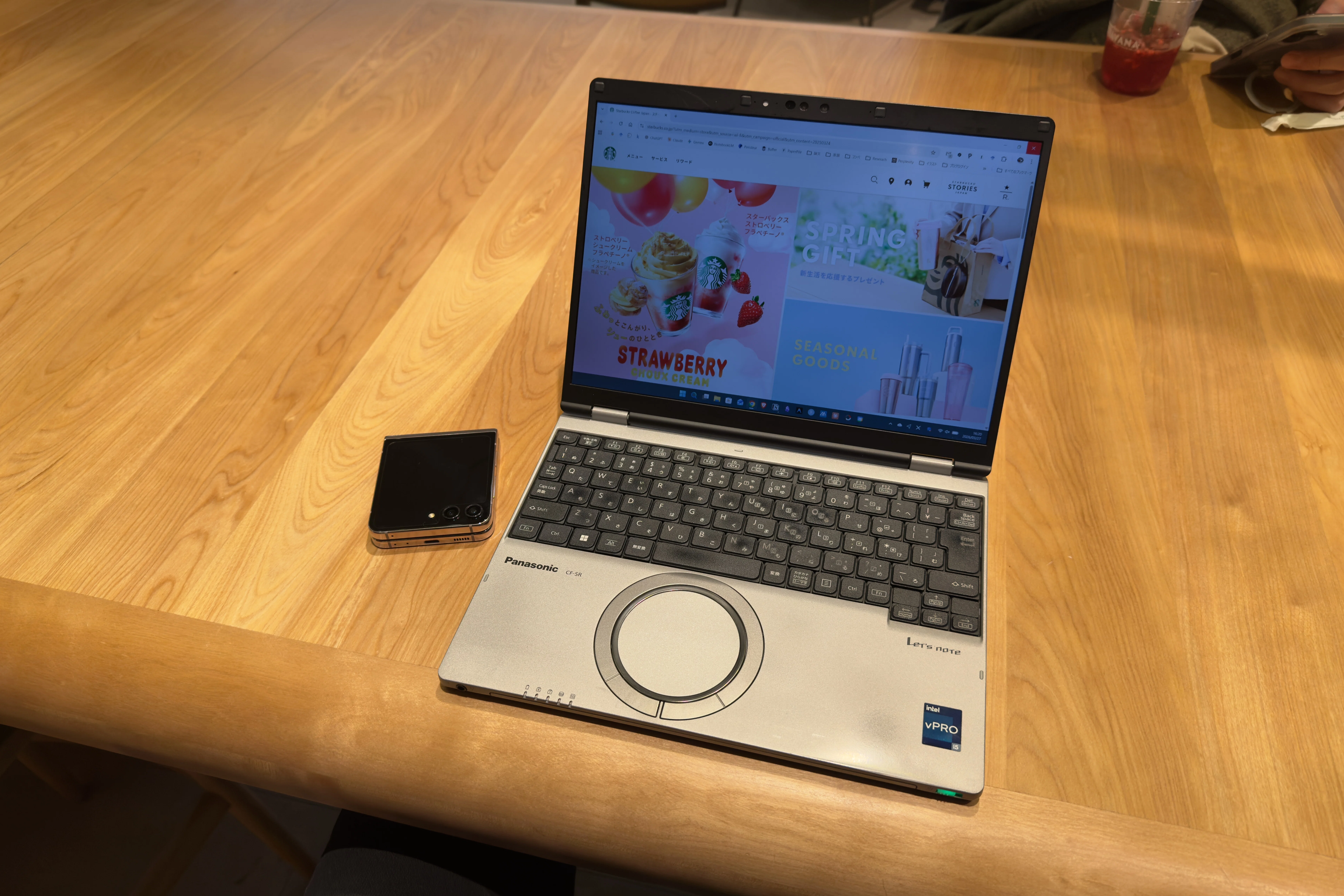 タッチパネル式‼️Let's note☘バッテリーほぼ未使用☘️16GB☘ノートPC Let's note SRで作るボディバッグに収まるPC作業環境｜やほお