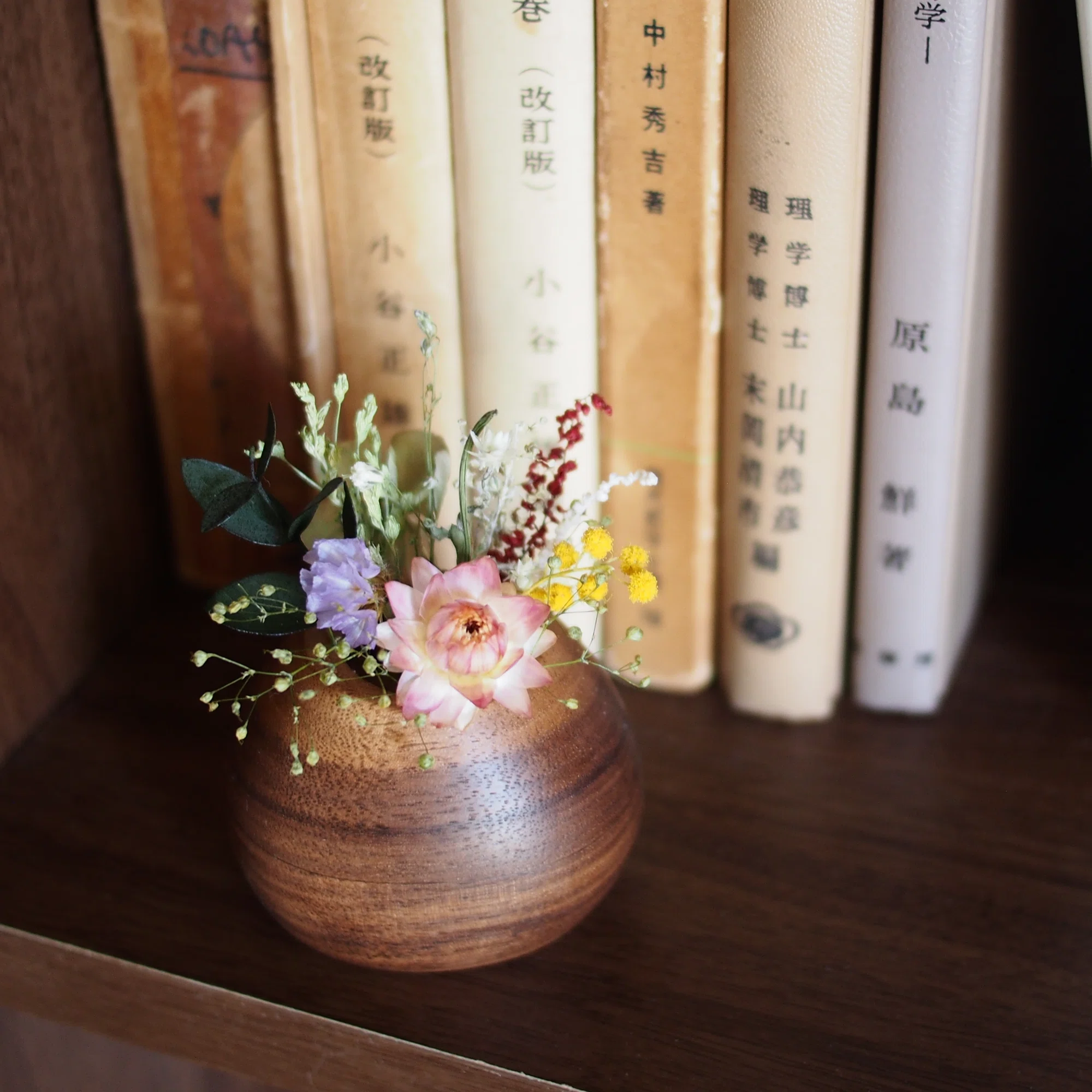 魔女の花かご～ドライフラワー×手彫りの木器｜MOE｜クラフト工房『森の