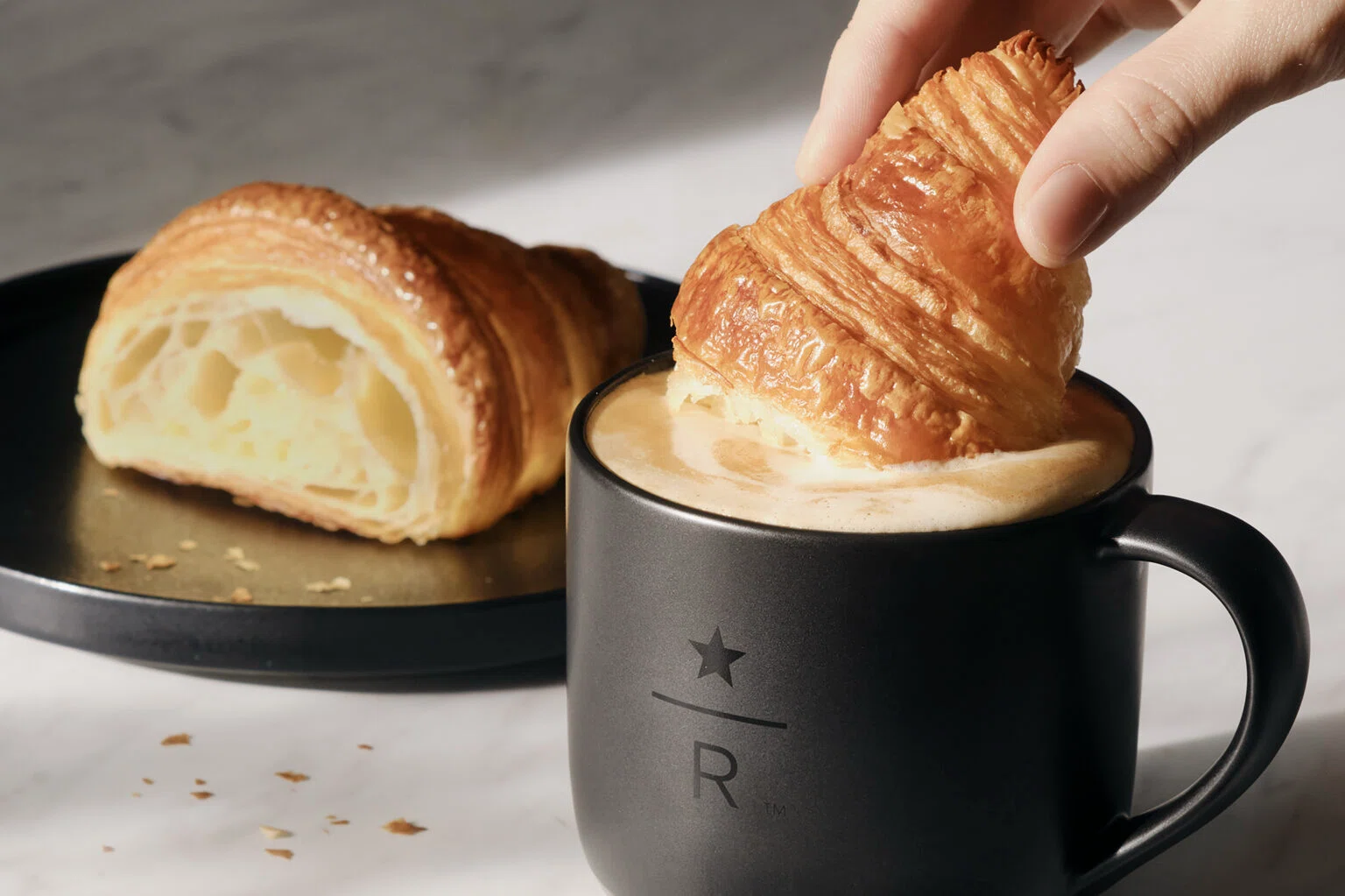 憧れのミラネーゼ体験。プリンチの「コルネッティ」で過ごす至福の