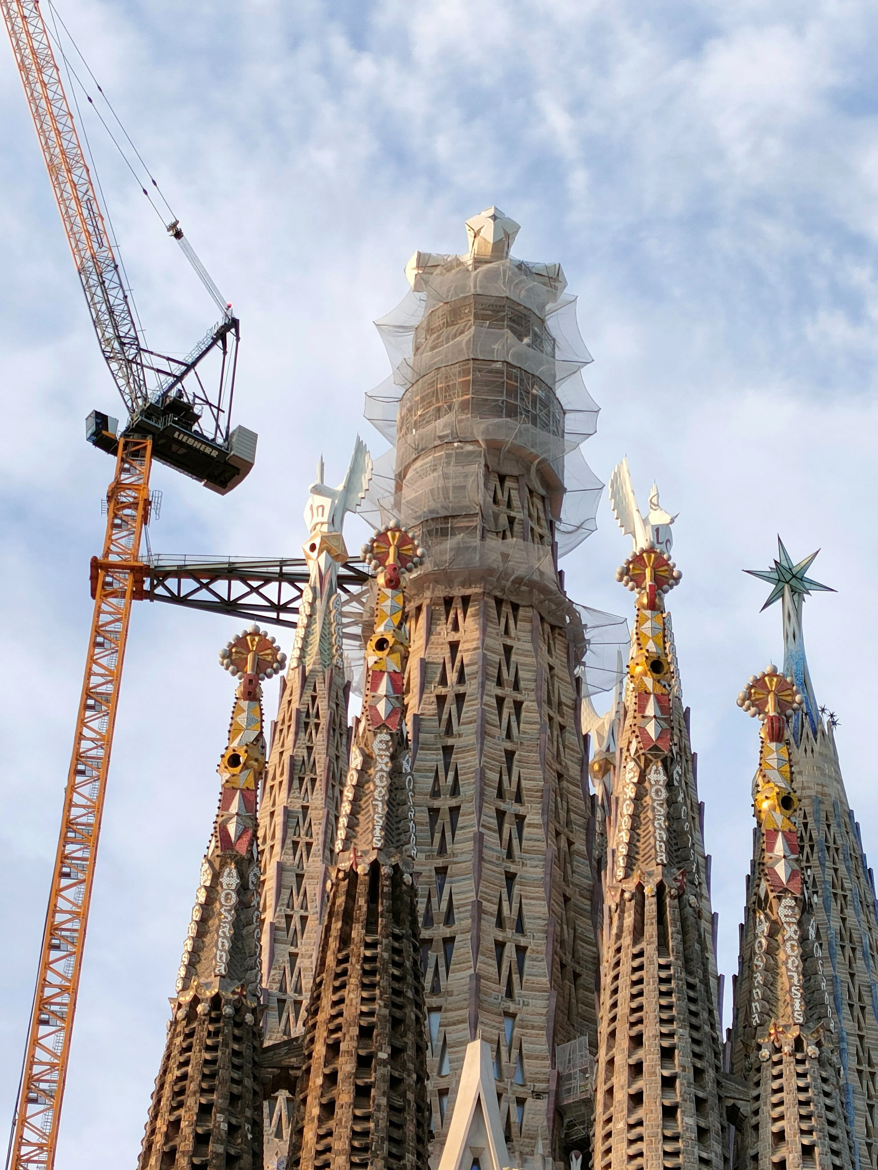 神の建築家 アントニ・ガウディが遺した最高傑作「サグラダファミリア